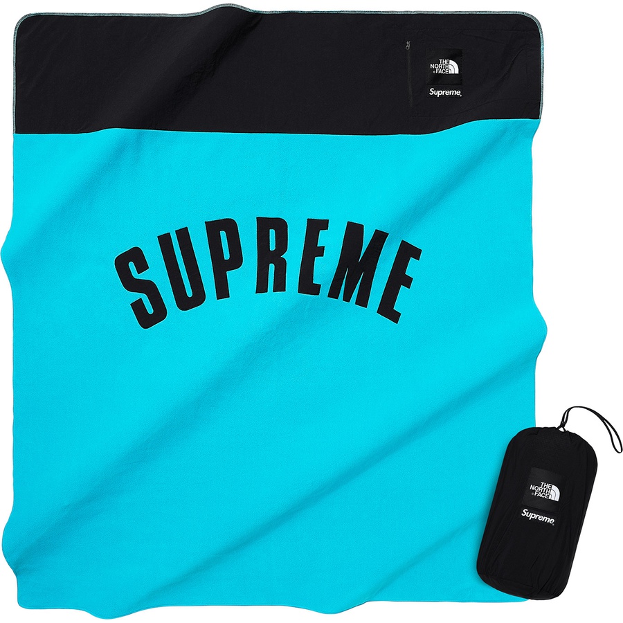 supreme north face fleece blanket