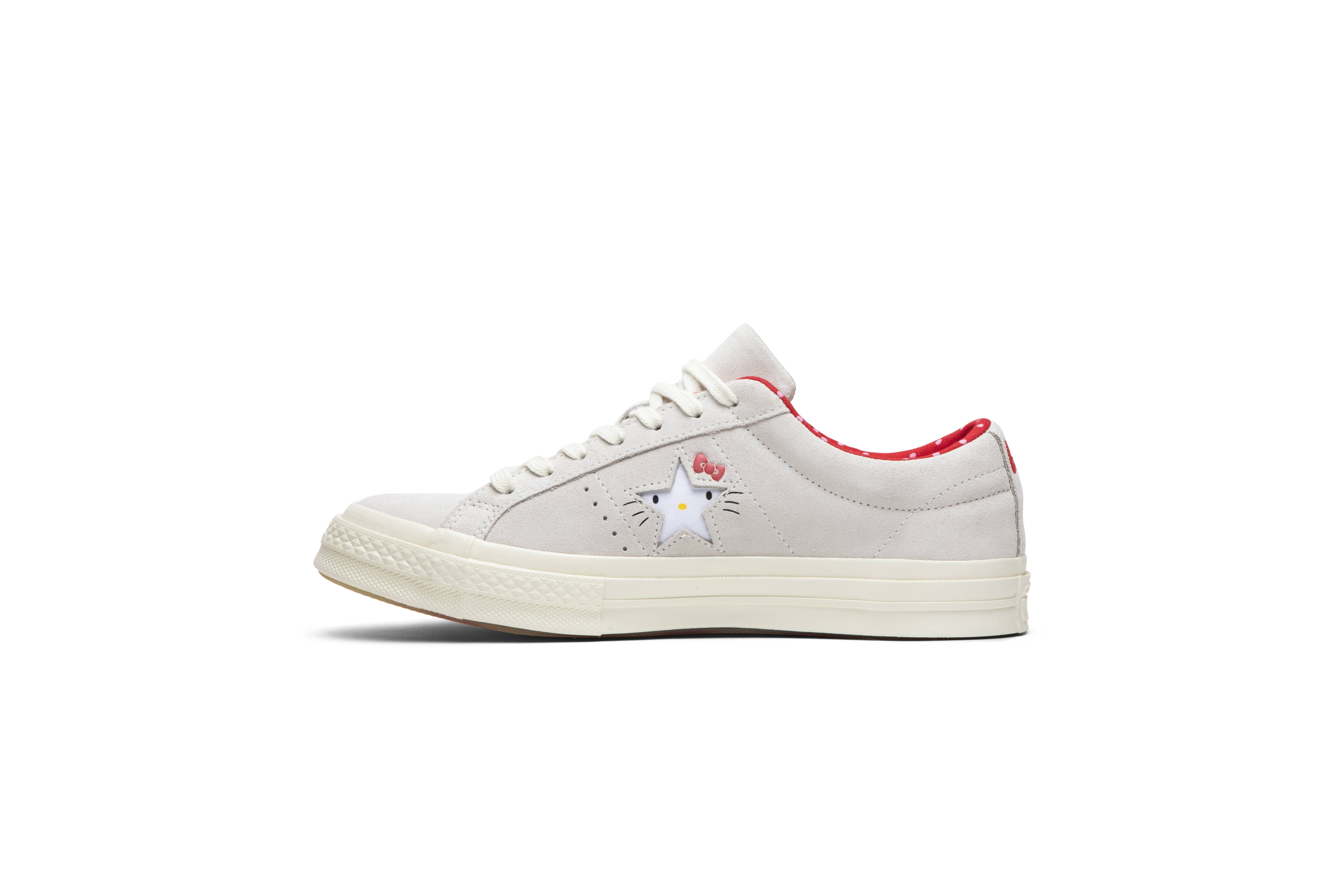 converse hello kitty one star