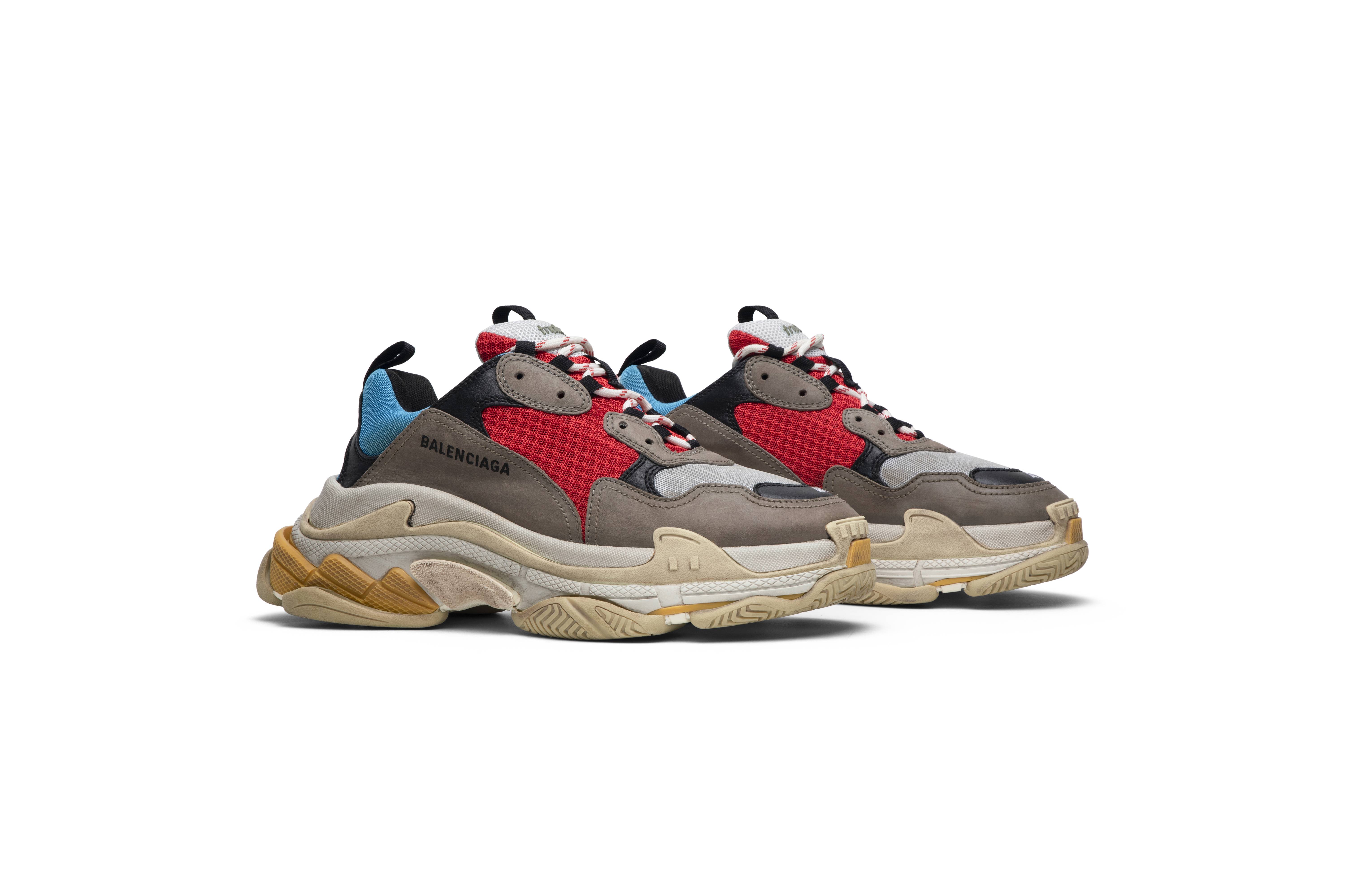 balenciaga triple s grey and red