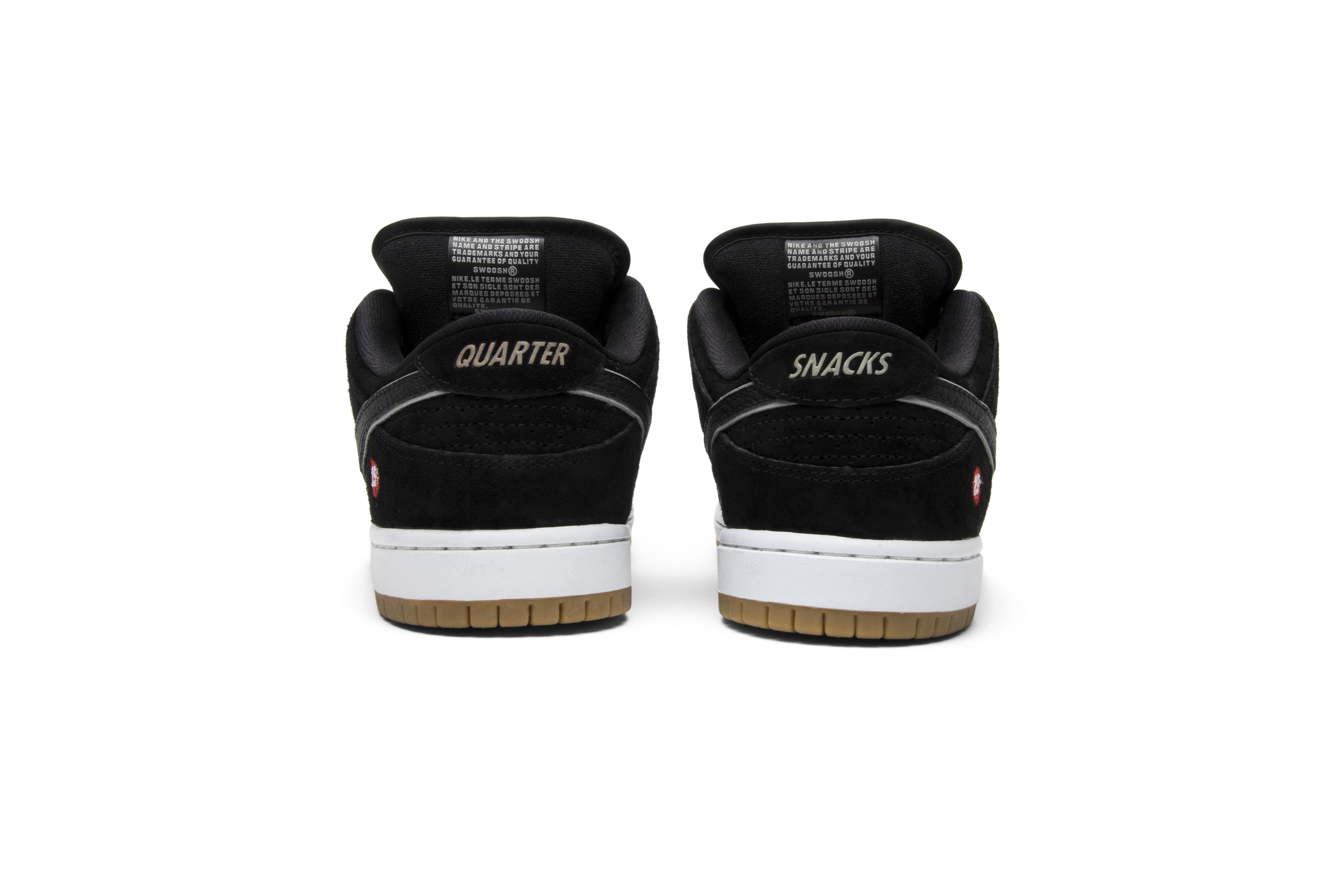 nike sb dunk low quartersnacks