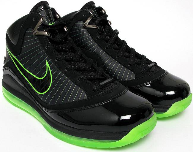 lebron 7 dunkman