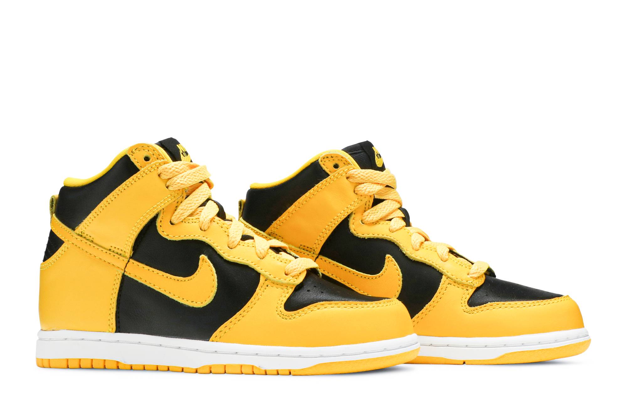 iowa nike dunk high