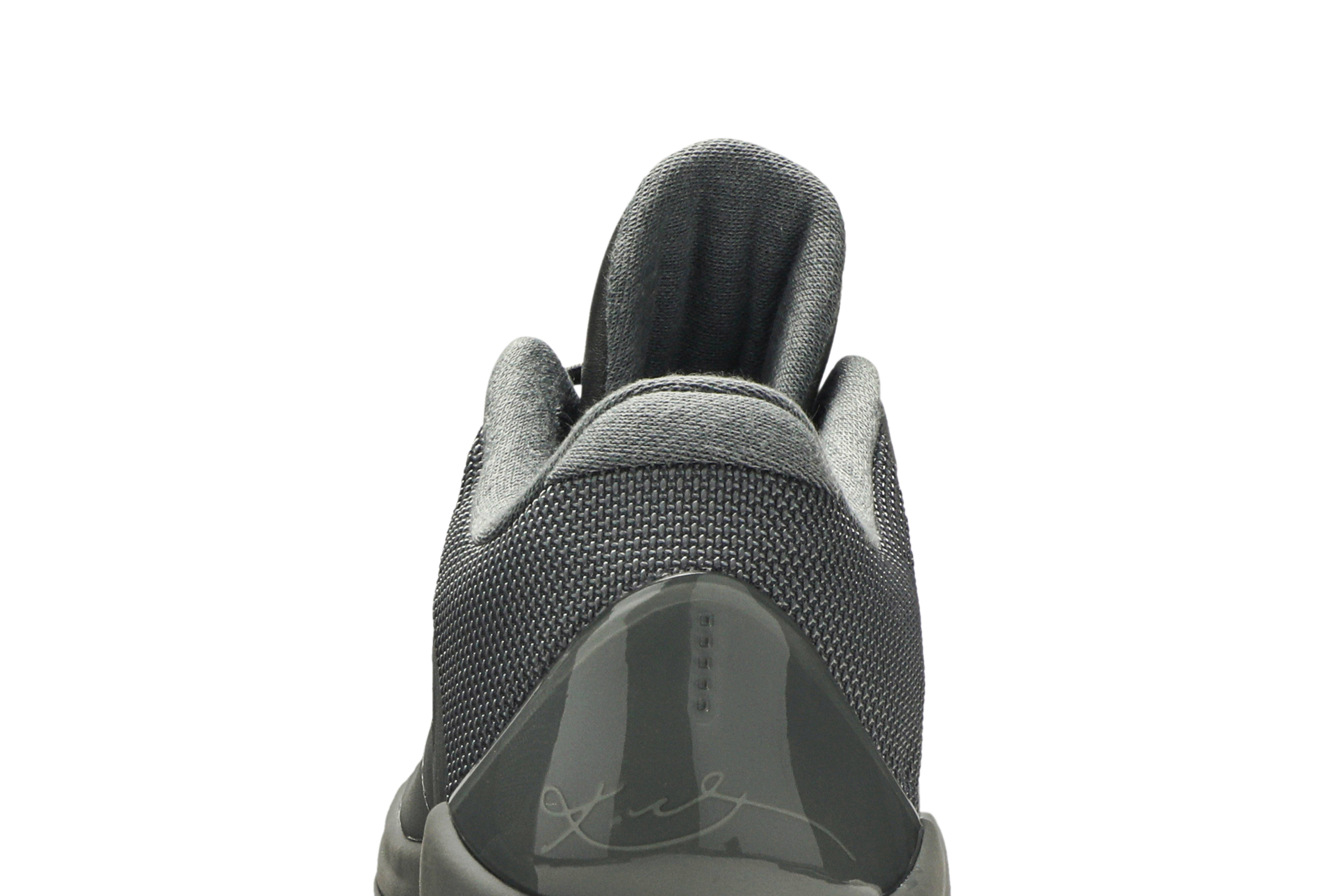 zoom kobe 5 black mamba