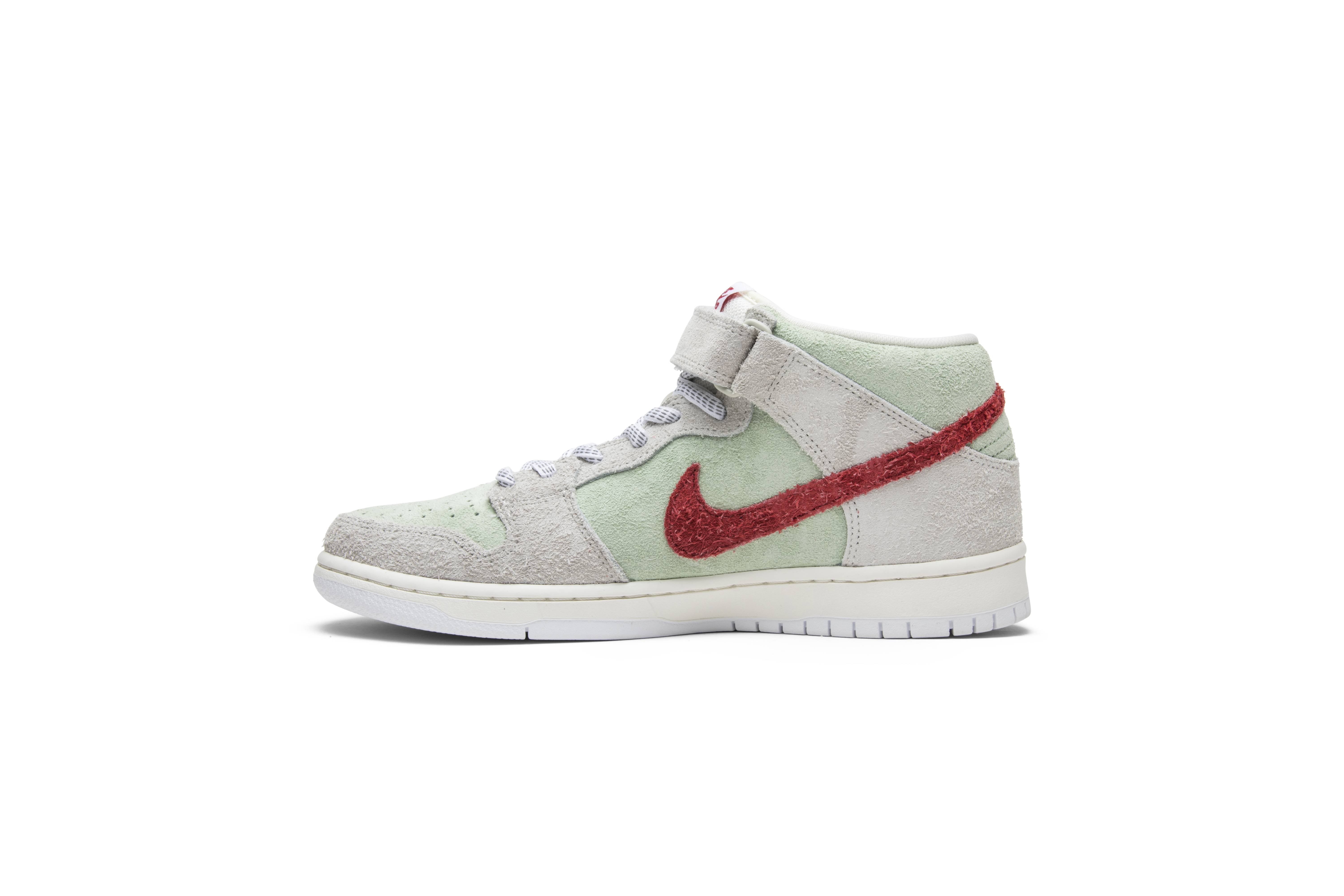 nike sb dunk mid white widow