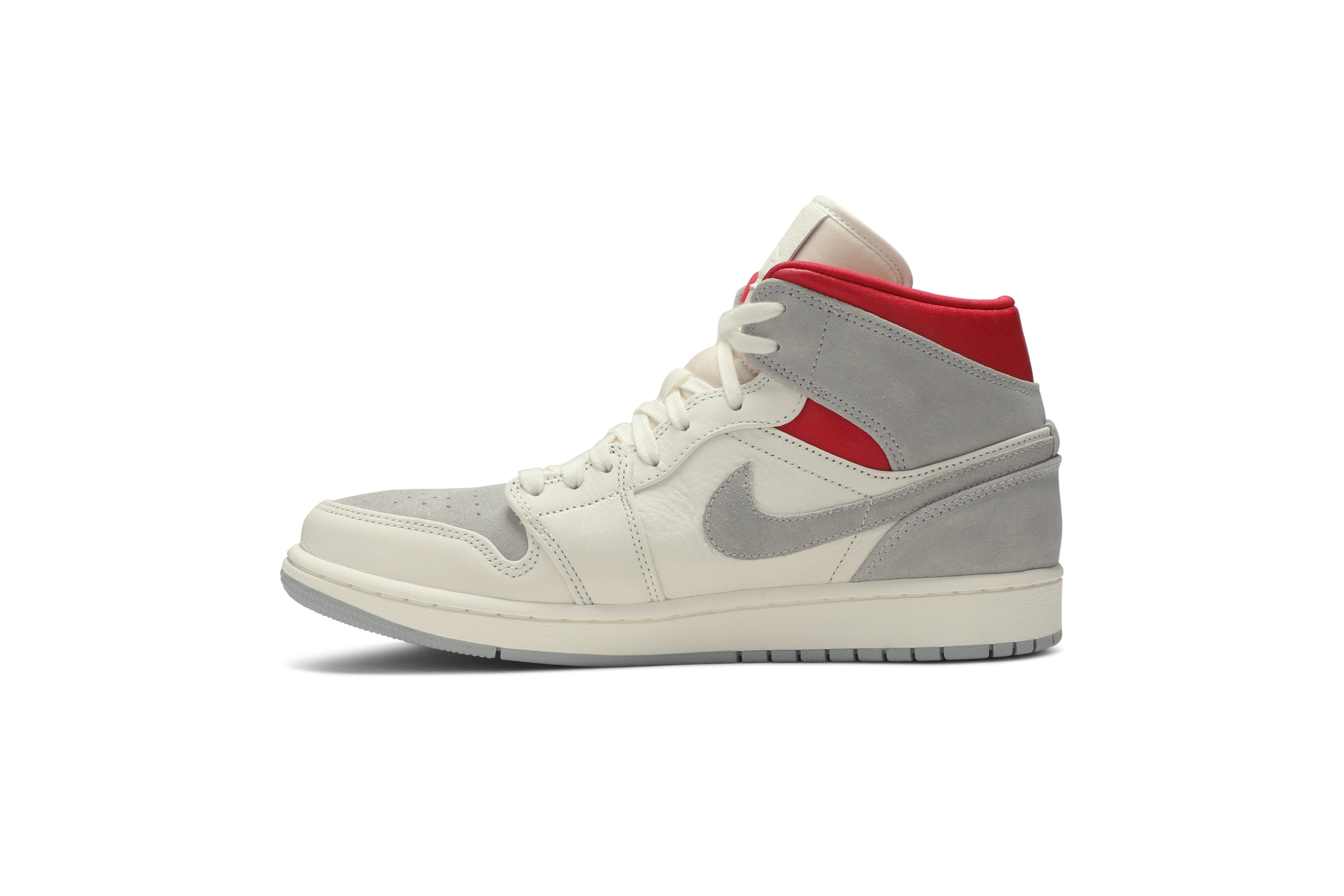 sneakersnstuff air jordan 1 mid