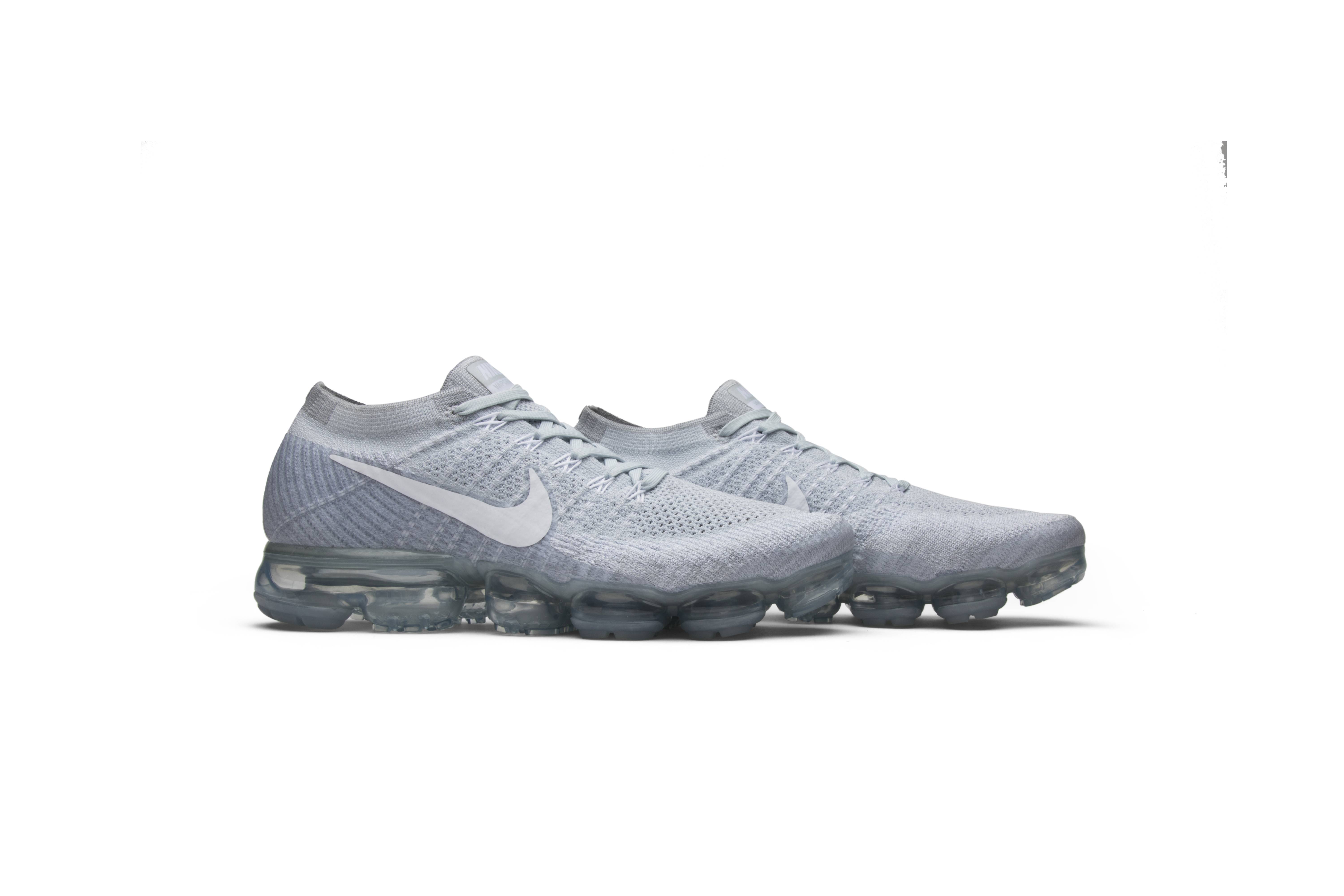 vapormax pure platinum