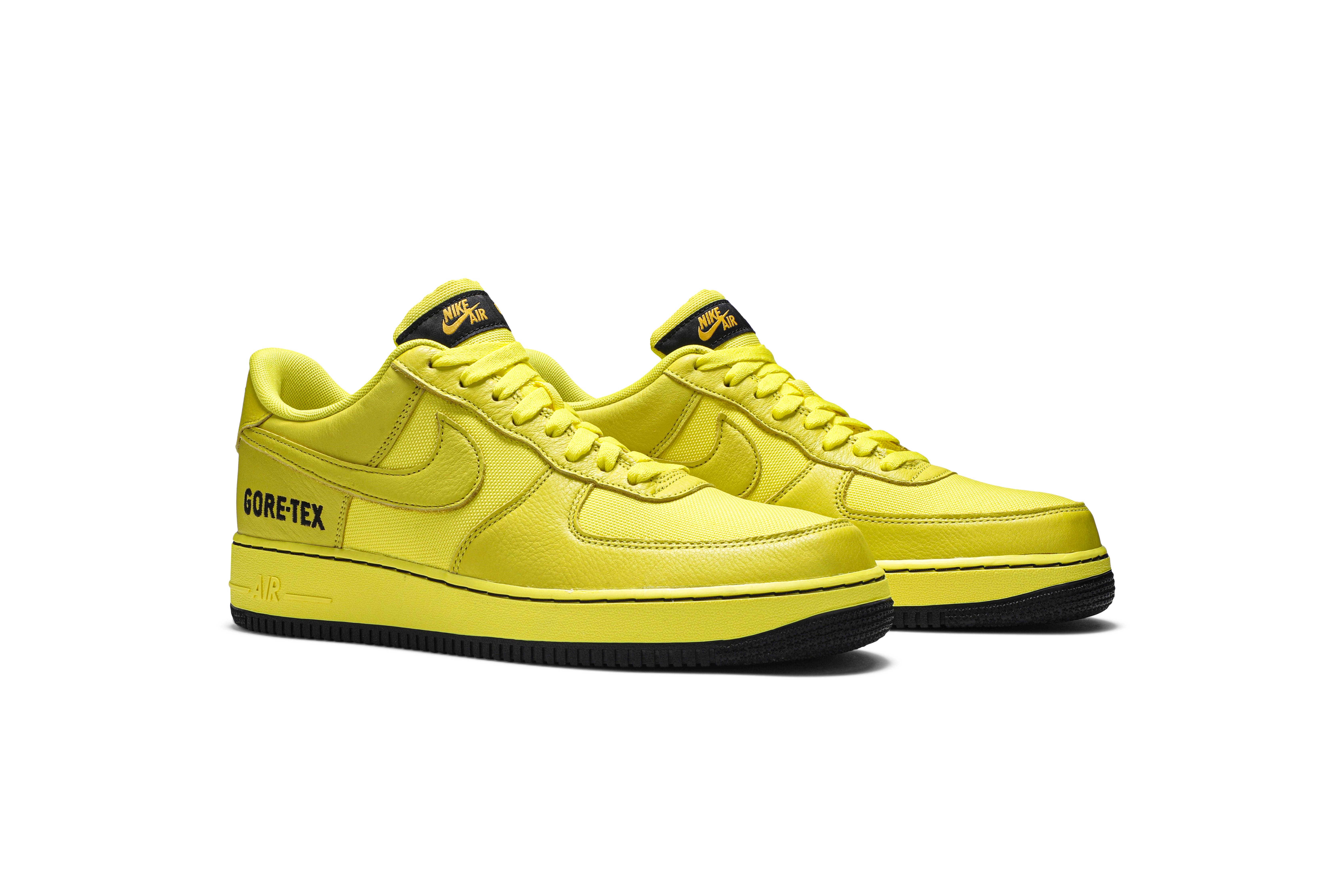 yellow gore tex af1