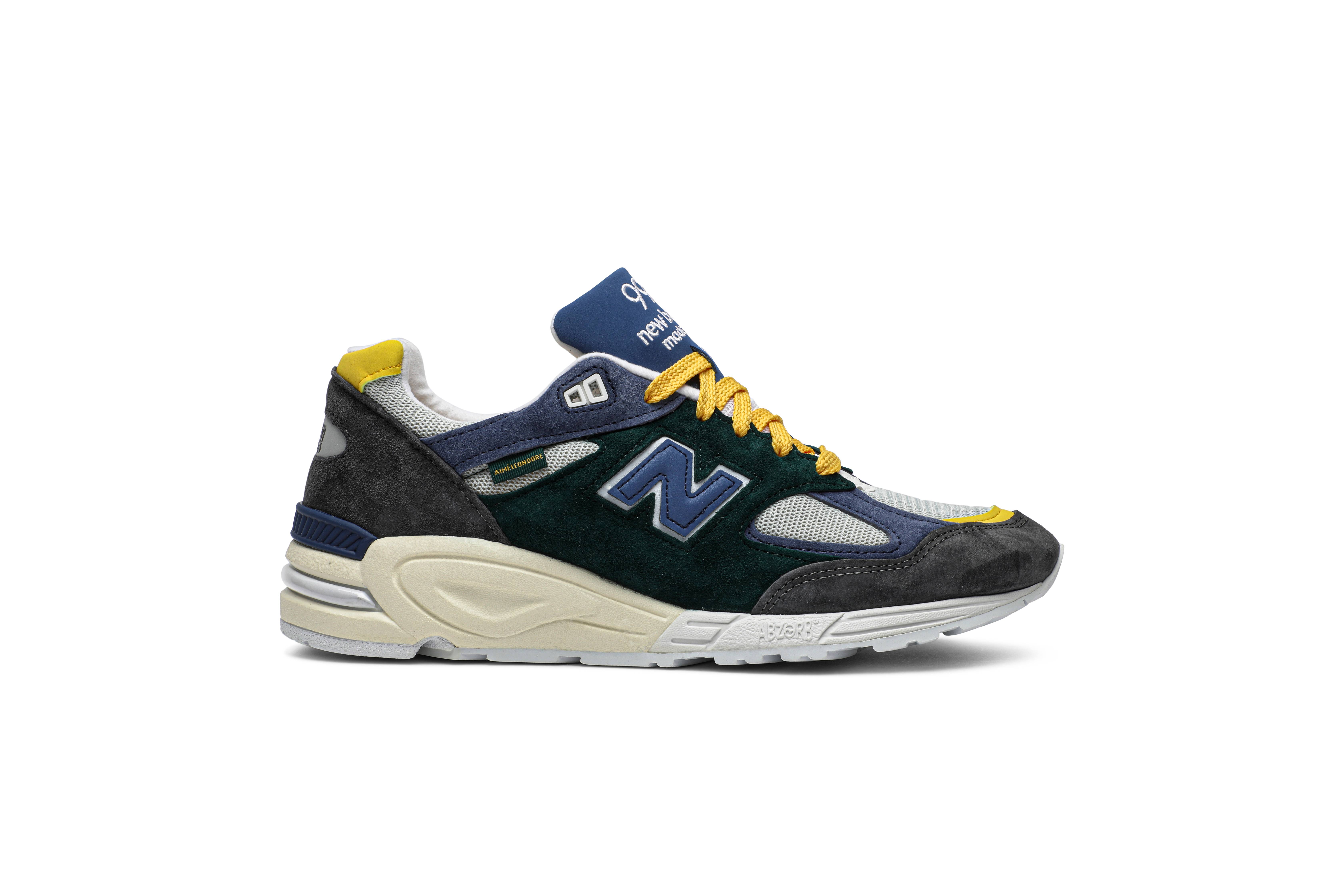 new balance turfs