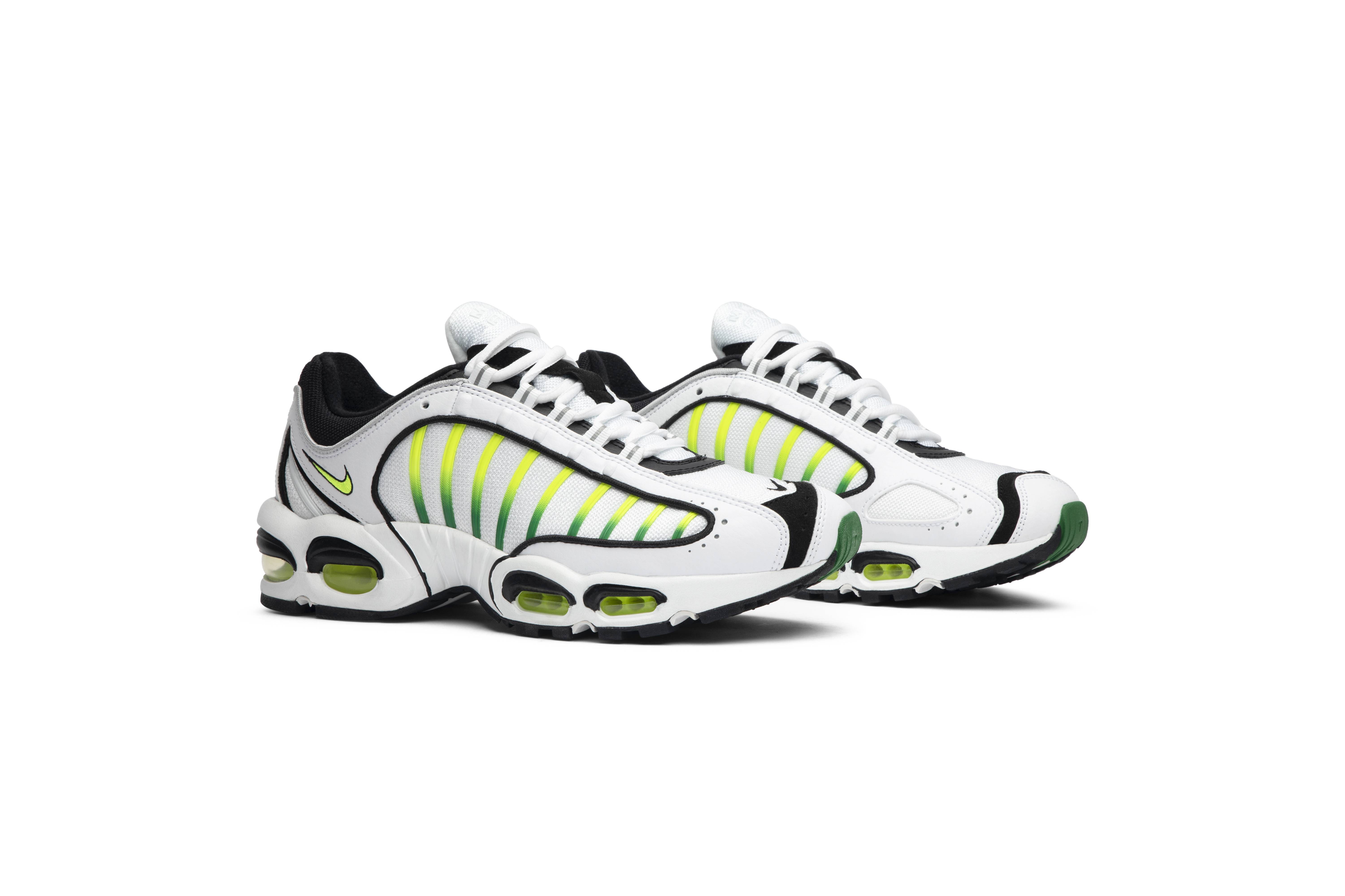 nike tailwind 4 sizing