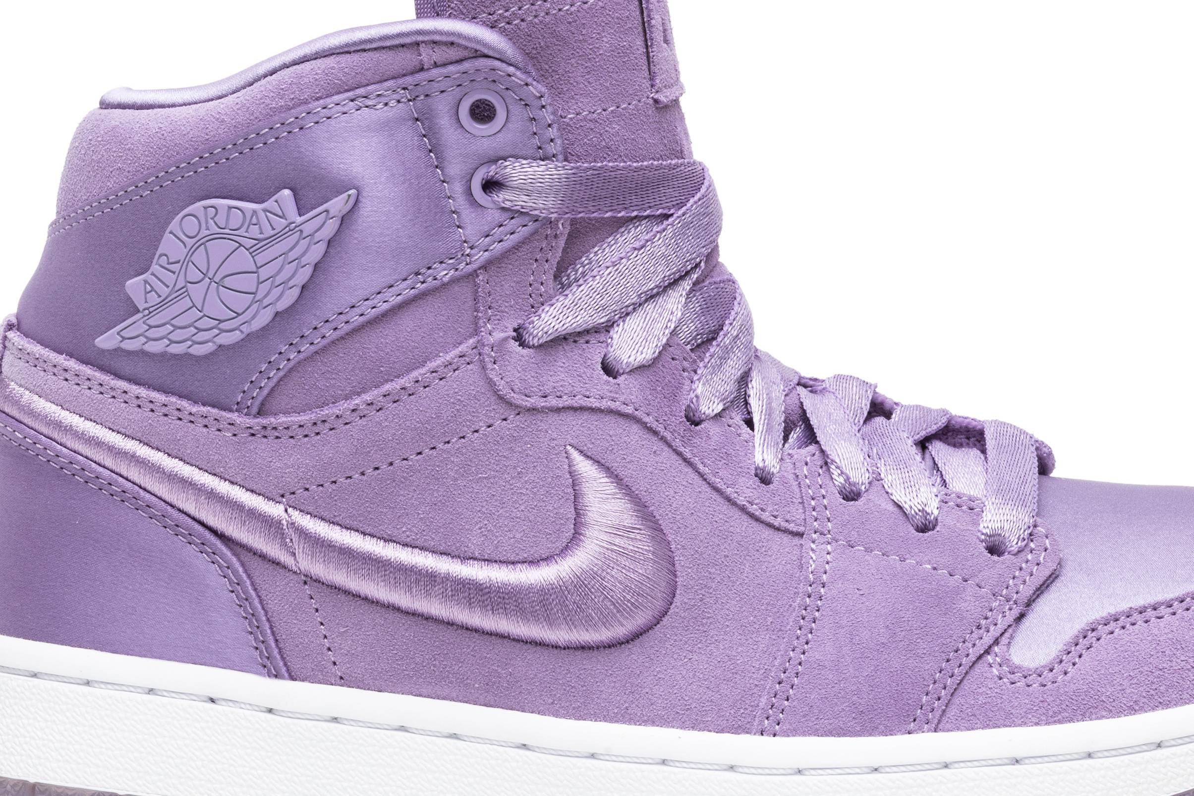 Air Jordan 1 Retro High 'Season of Her Orchid' (WMNS) AO1847550