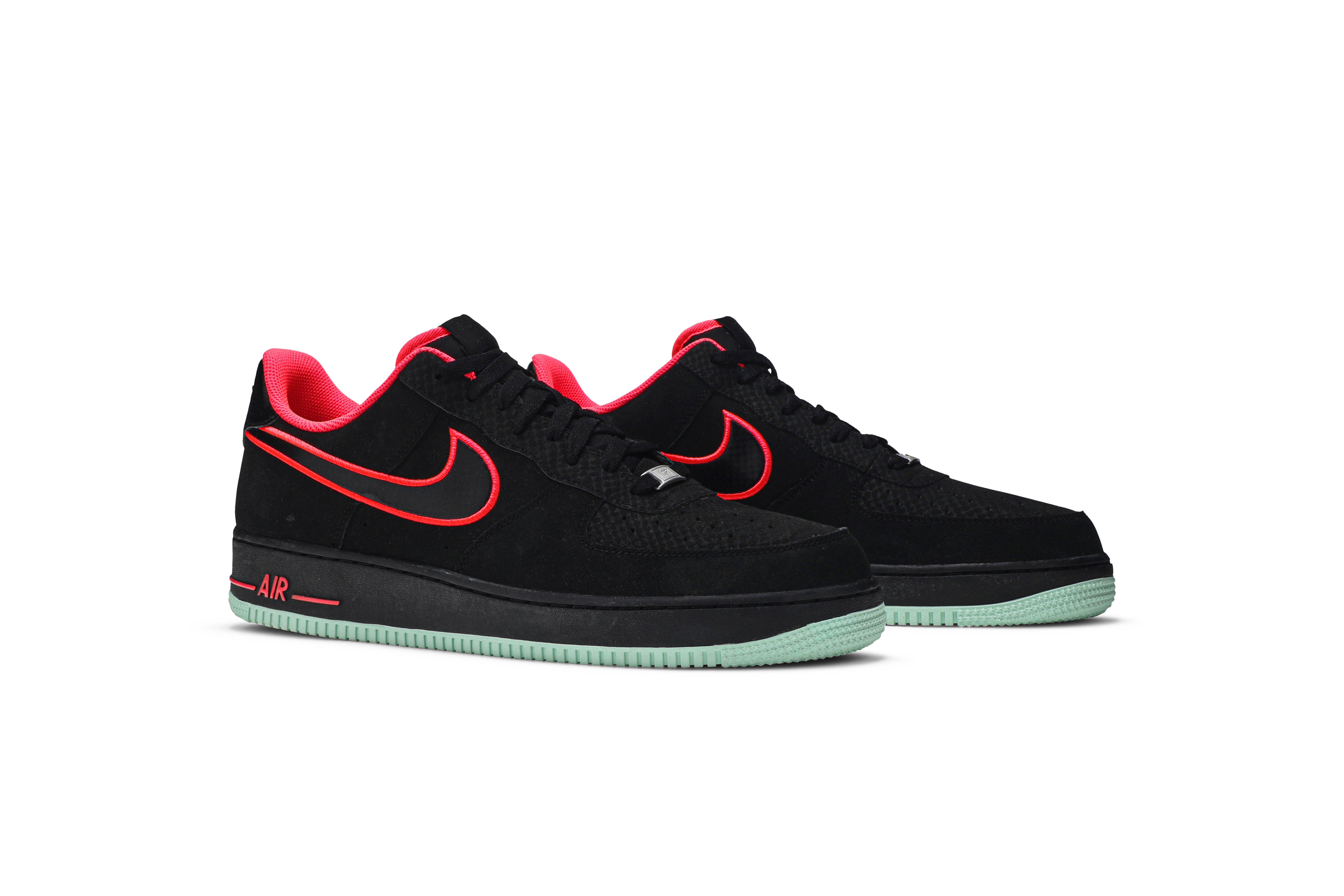 nike air force one yeezy