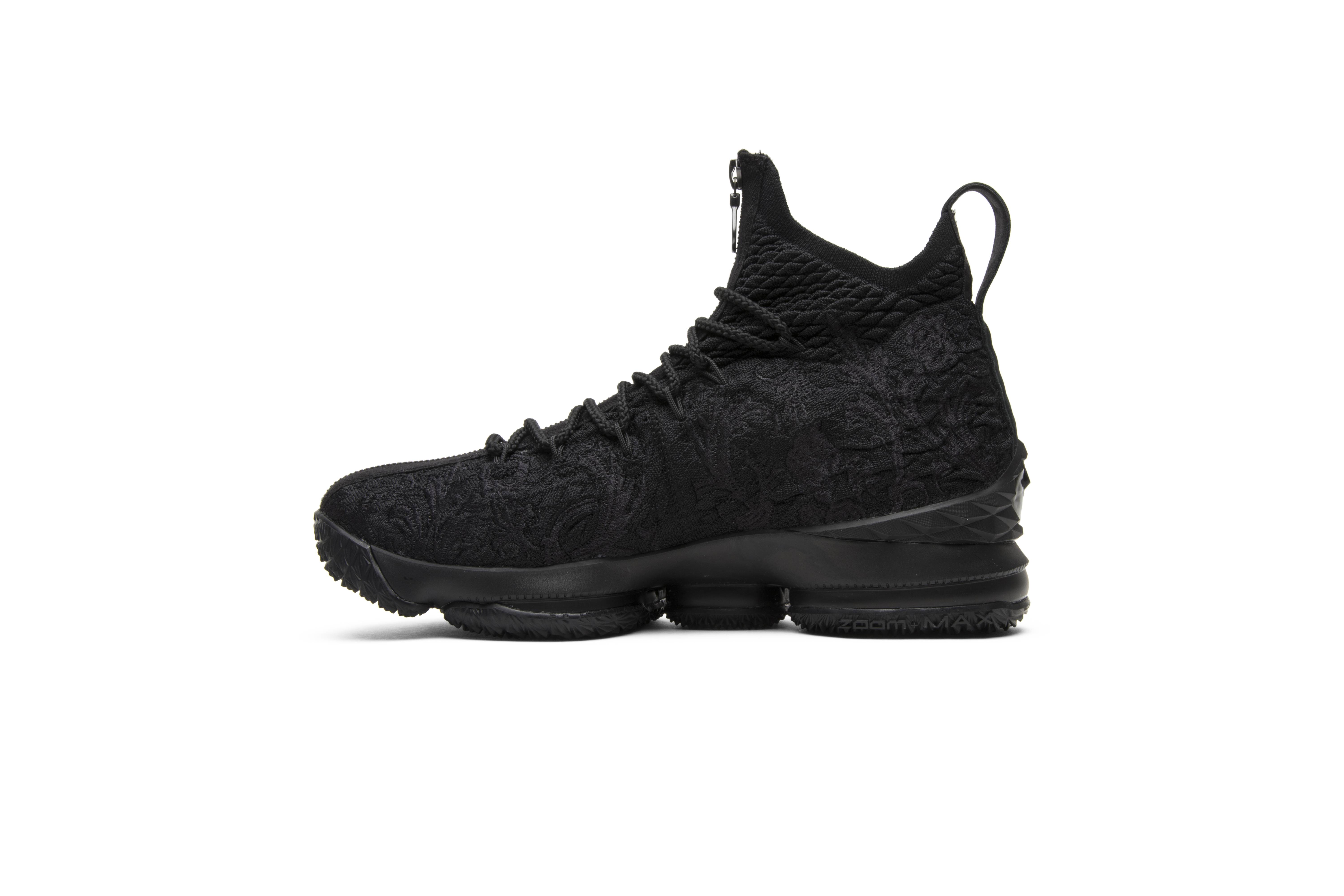 lebron 15 suit of armor