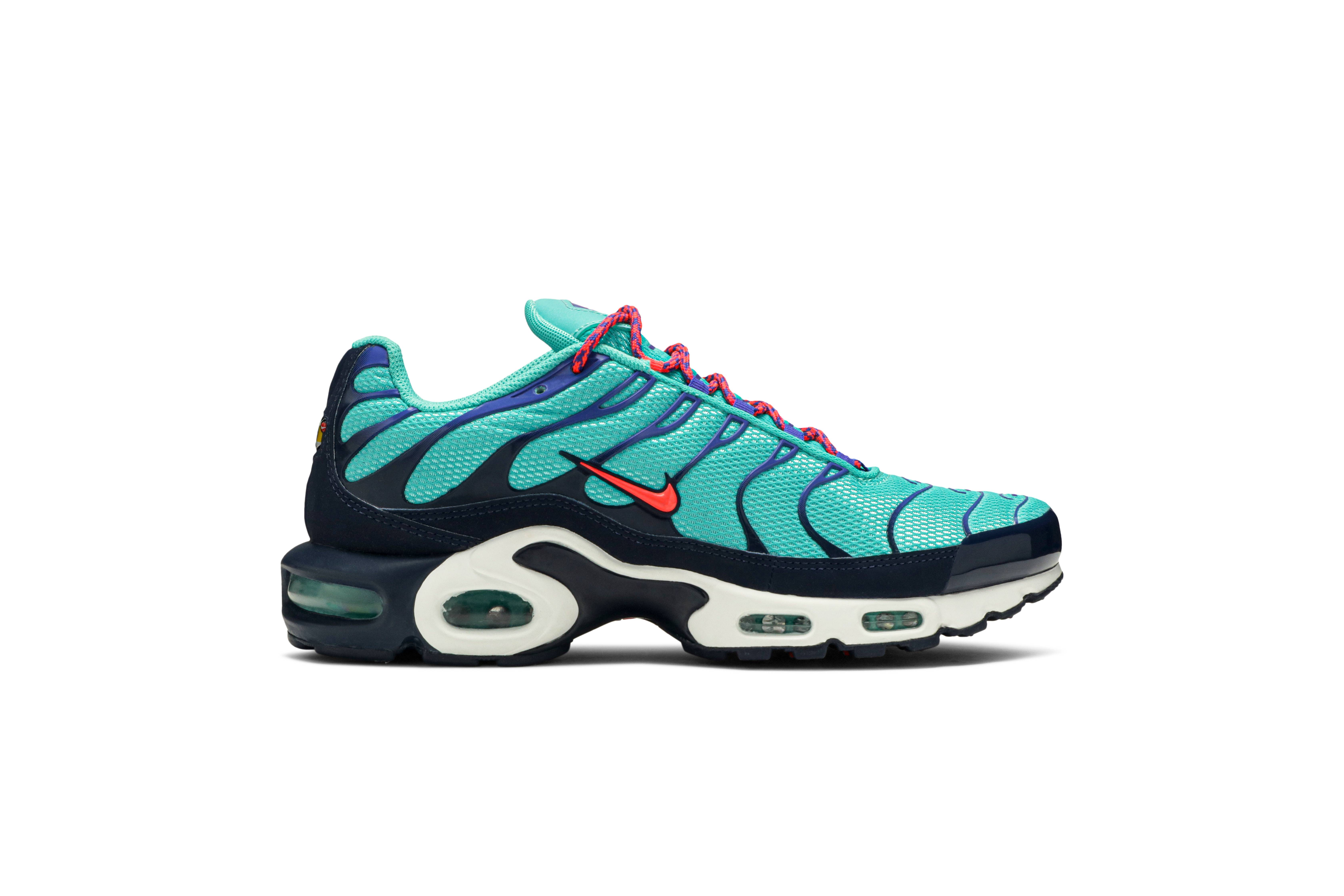 nike air max plus discover your air