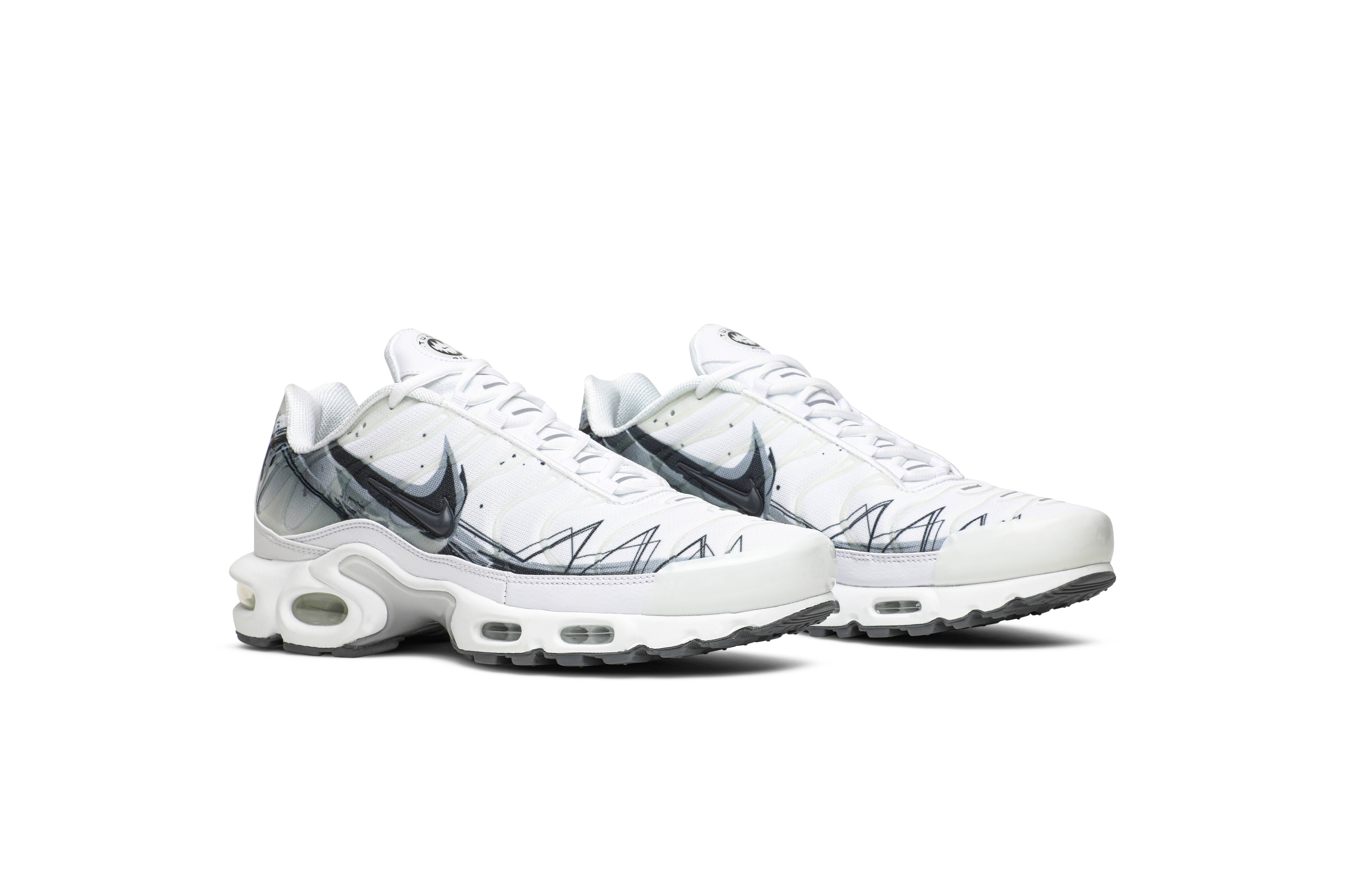 air max plus la requin white