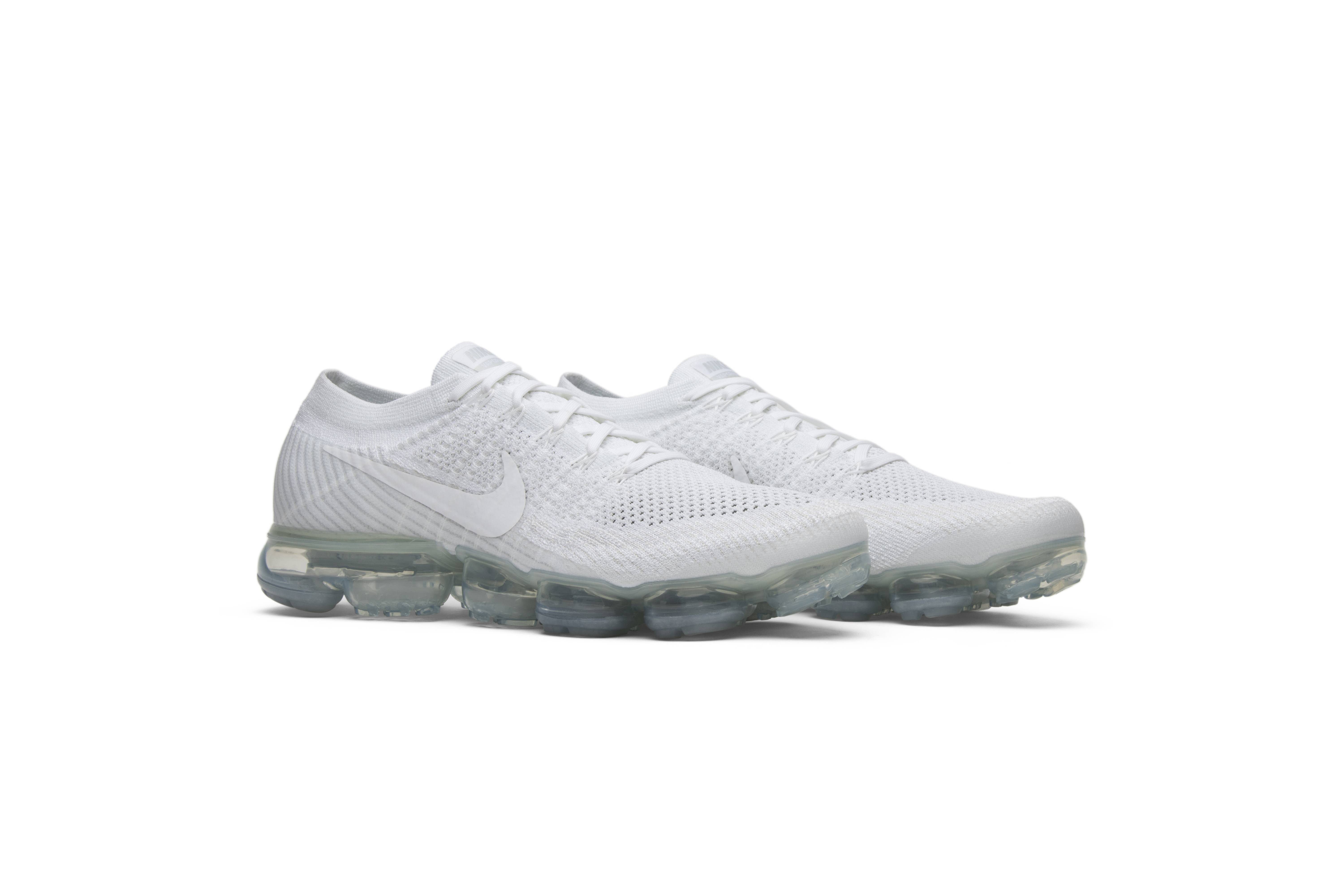 white christmas vapormax