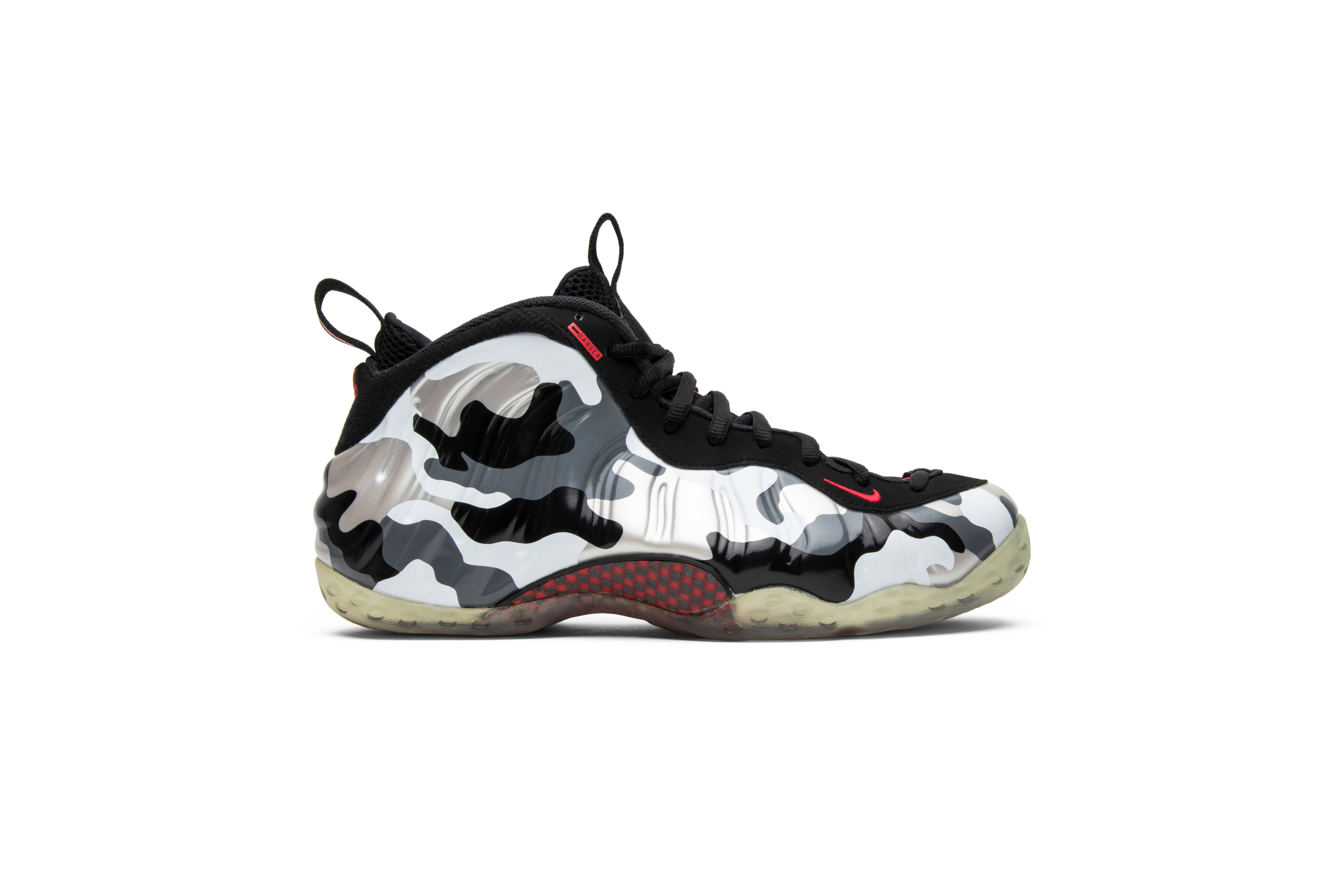 Nike Air Foamposite One Fighter Jet 