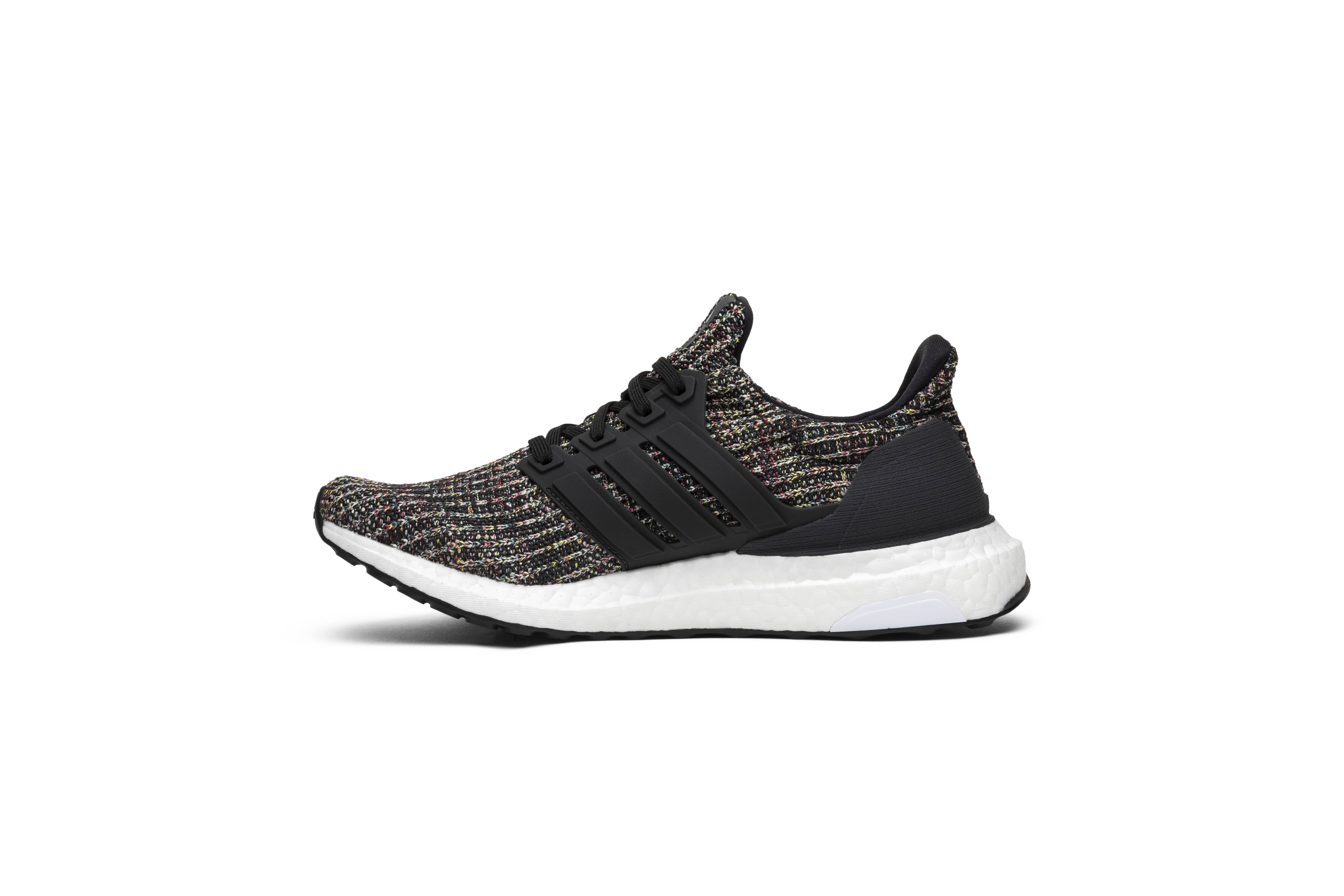 ultraboost 4.0 black carbon