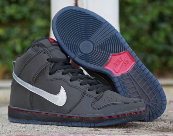 nike dunk sb high raging bull 3m