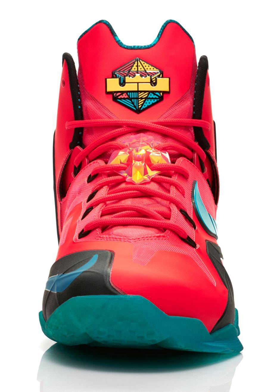 hero lebron 11