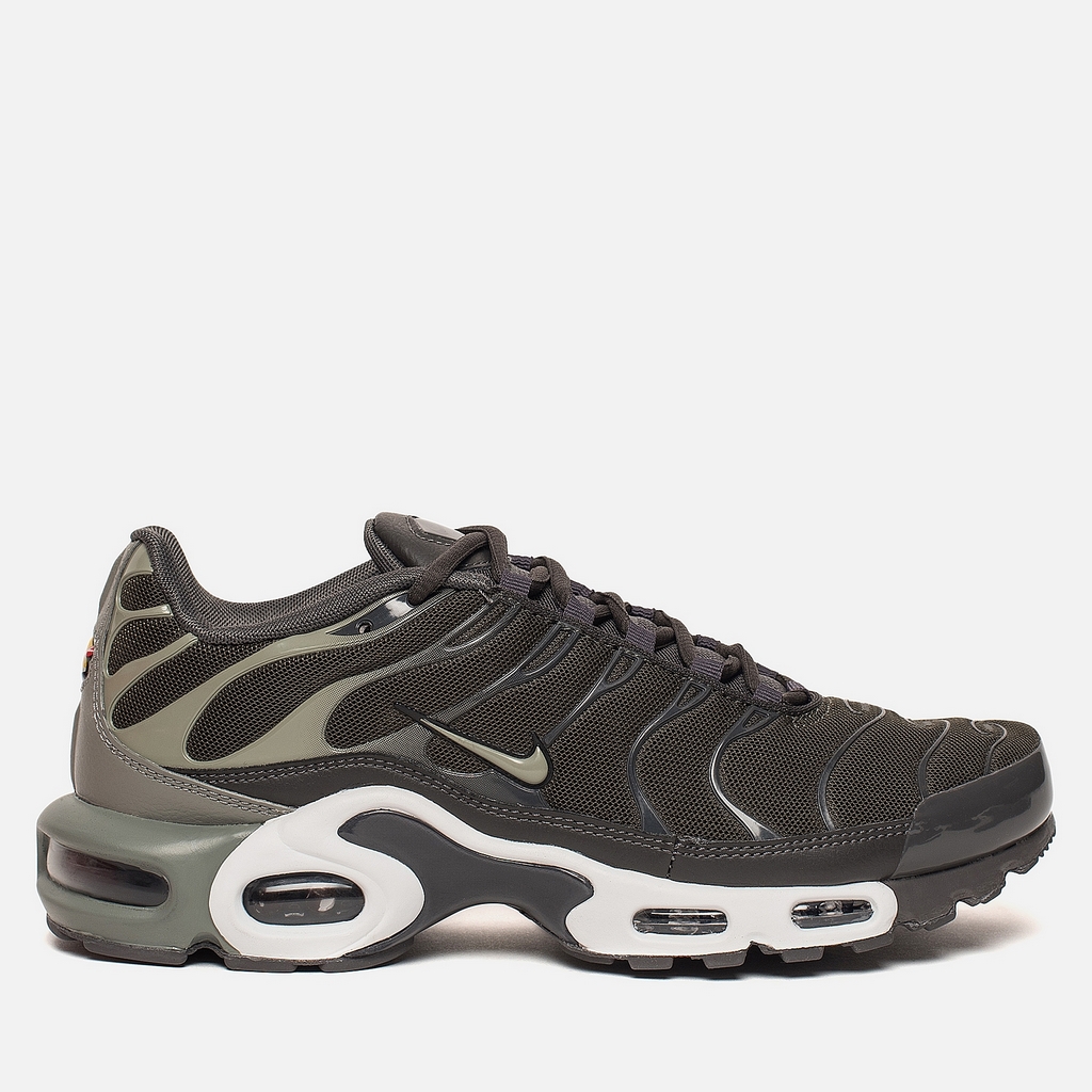 nike tn air max plus cargo khaki black