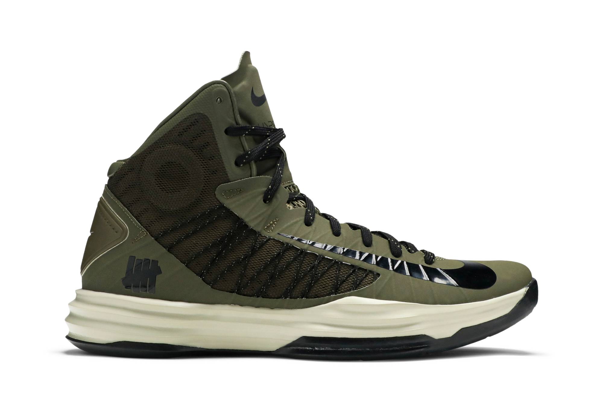nike hyperdunk triple volt