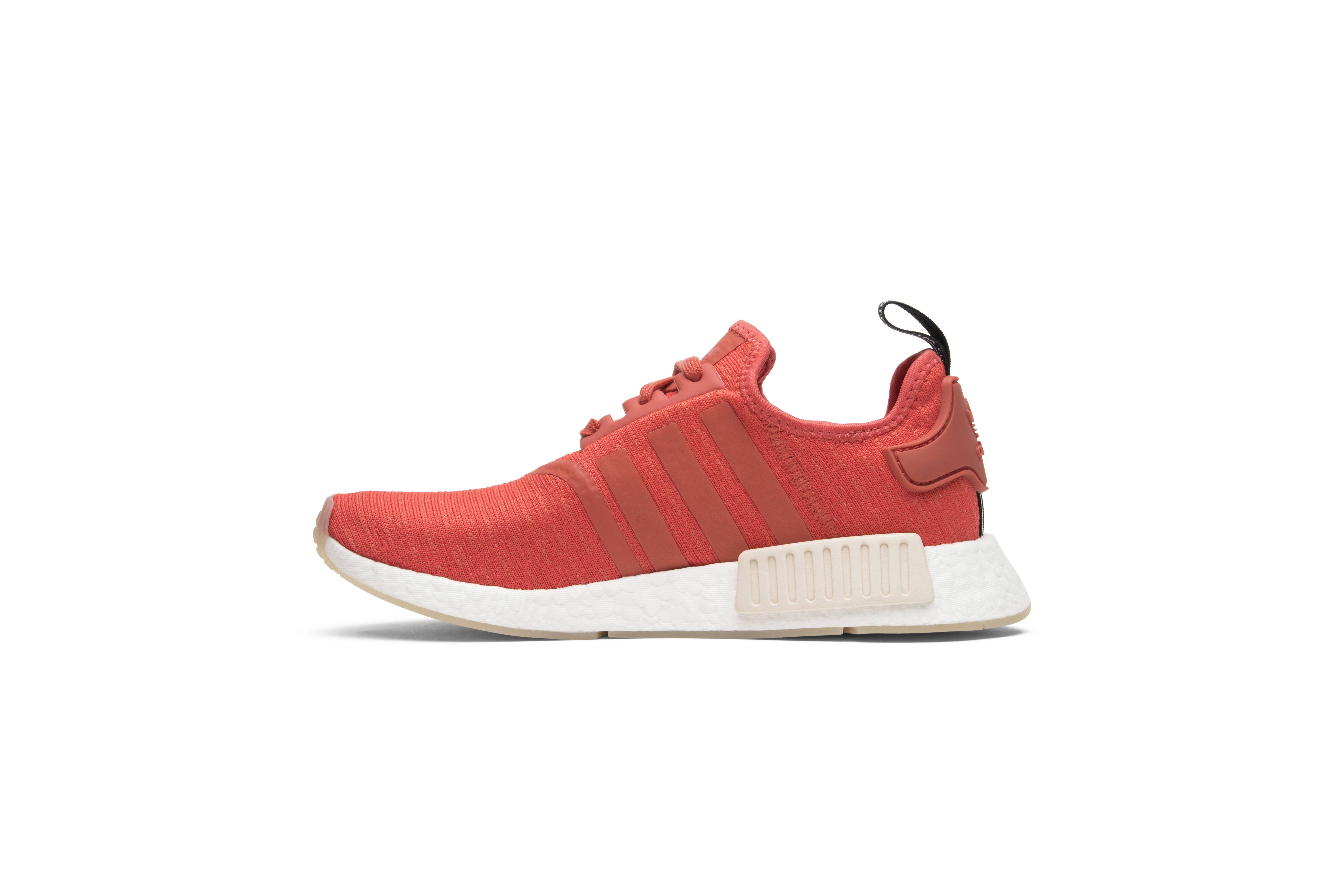 nmd r1 trace scarlet