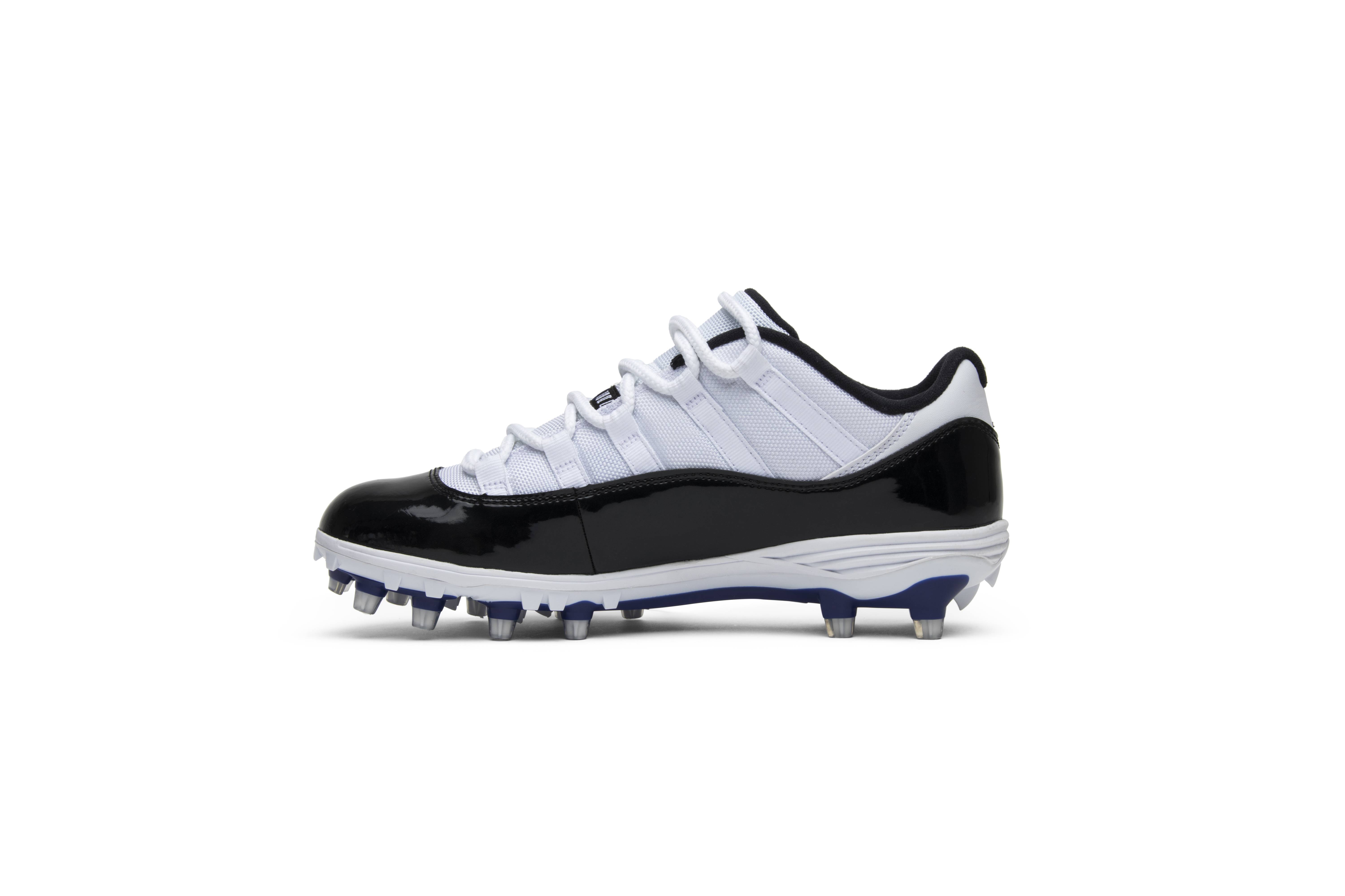 concord 11 low cleats