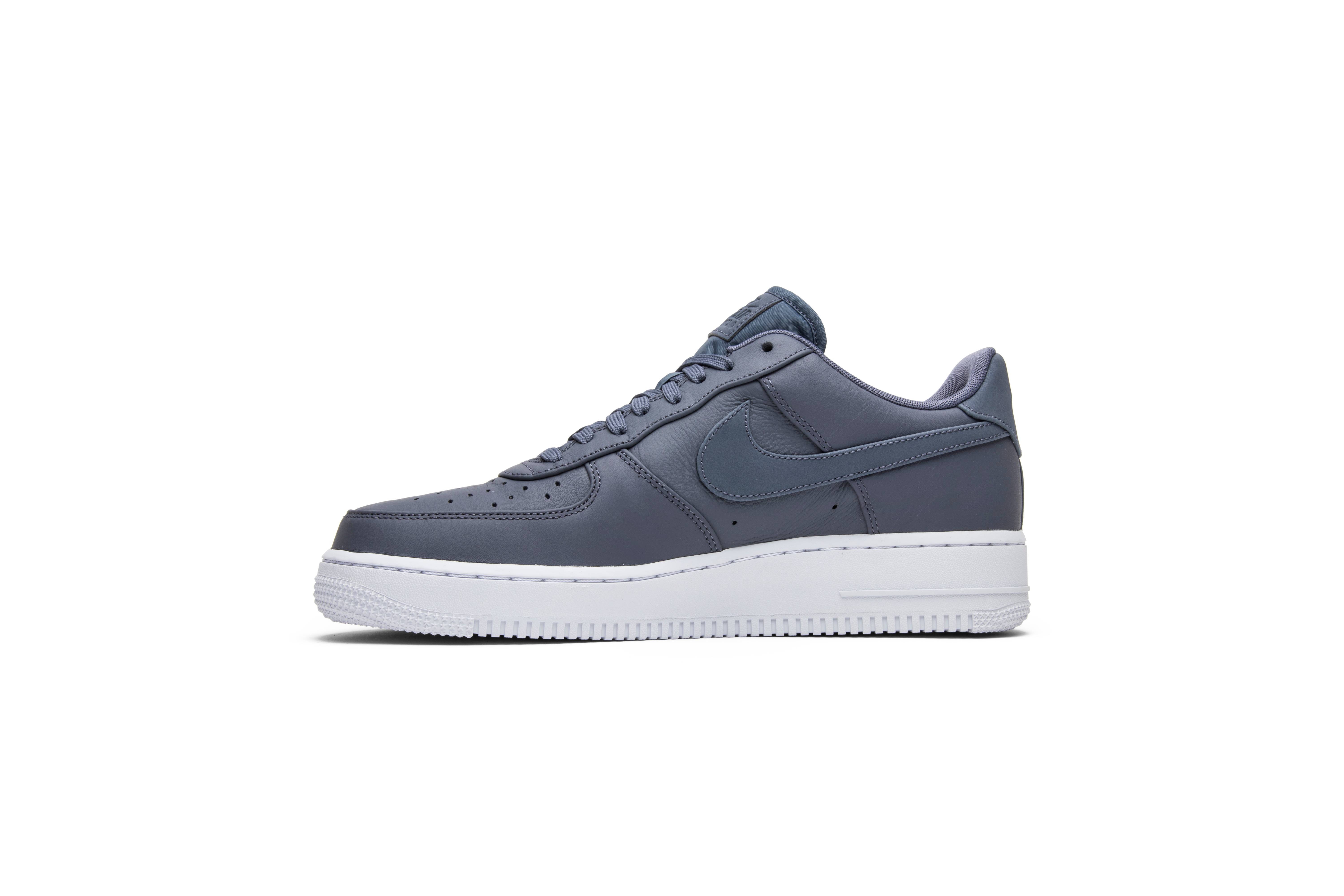air force 1 light carbon