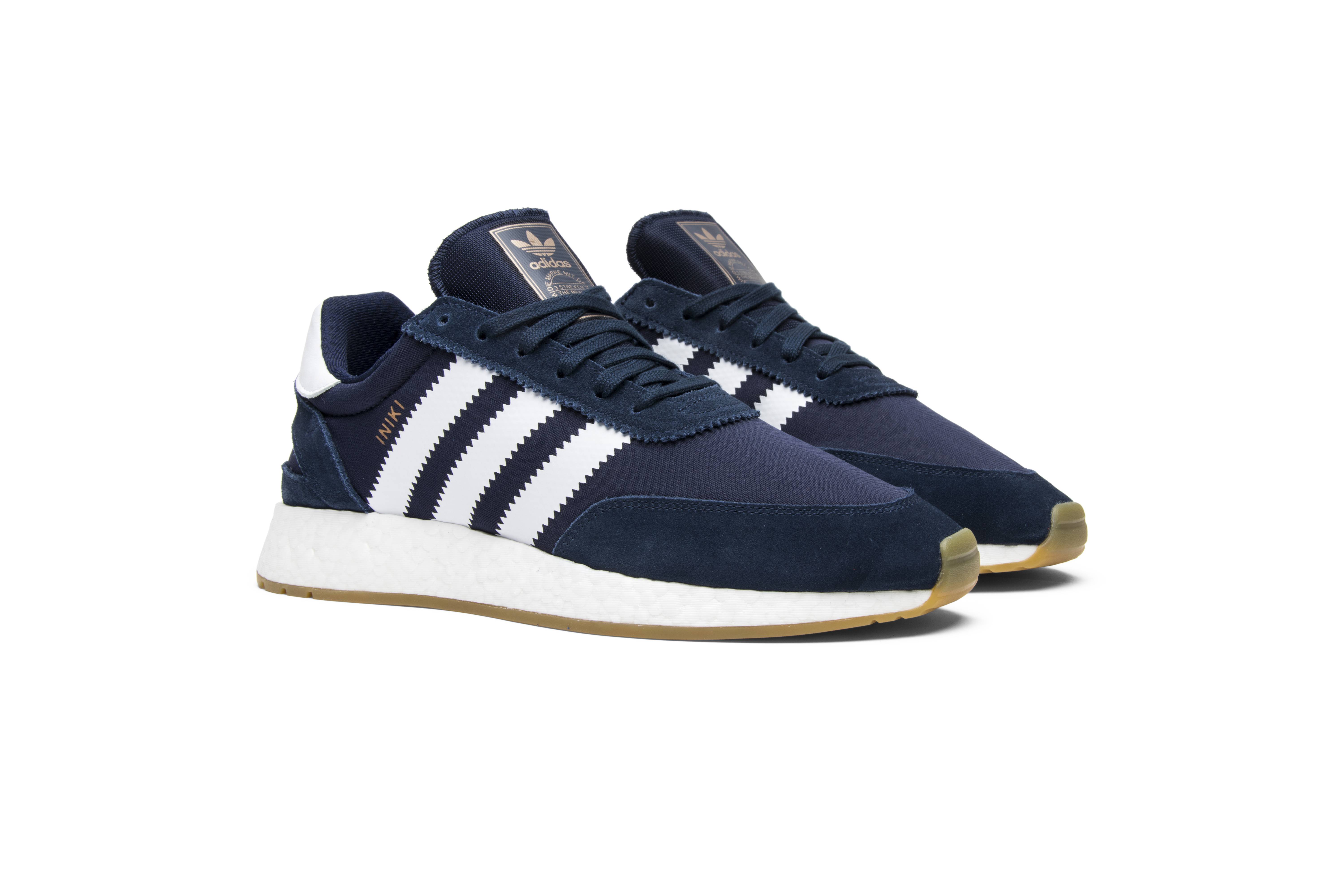 adidas iniki runner collegiate navy