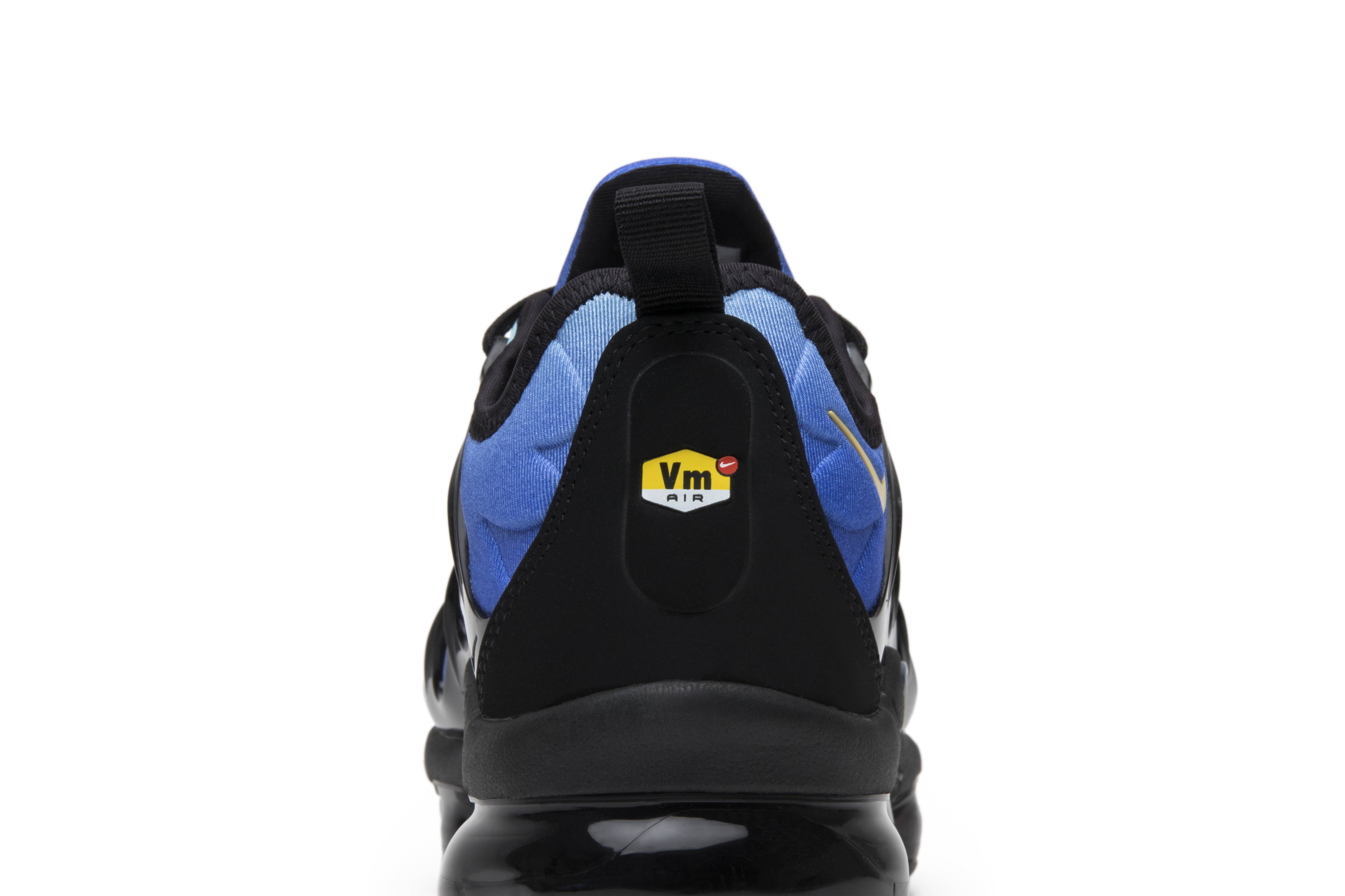 air vapormax plus hyper blue