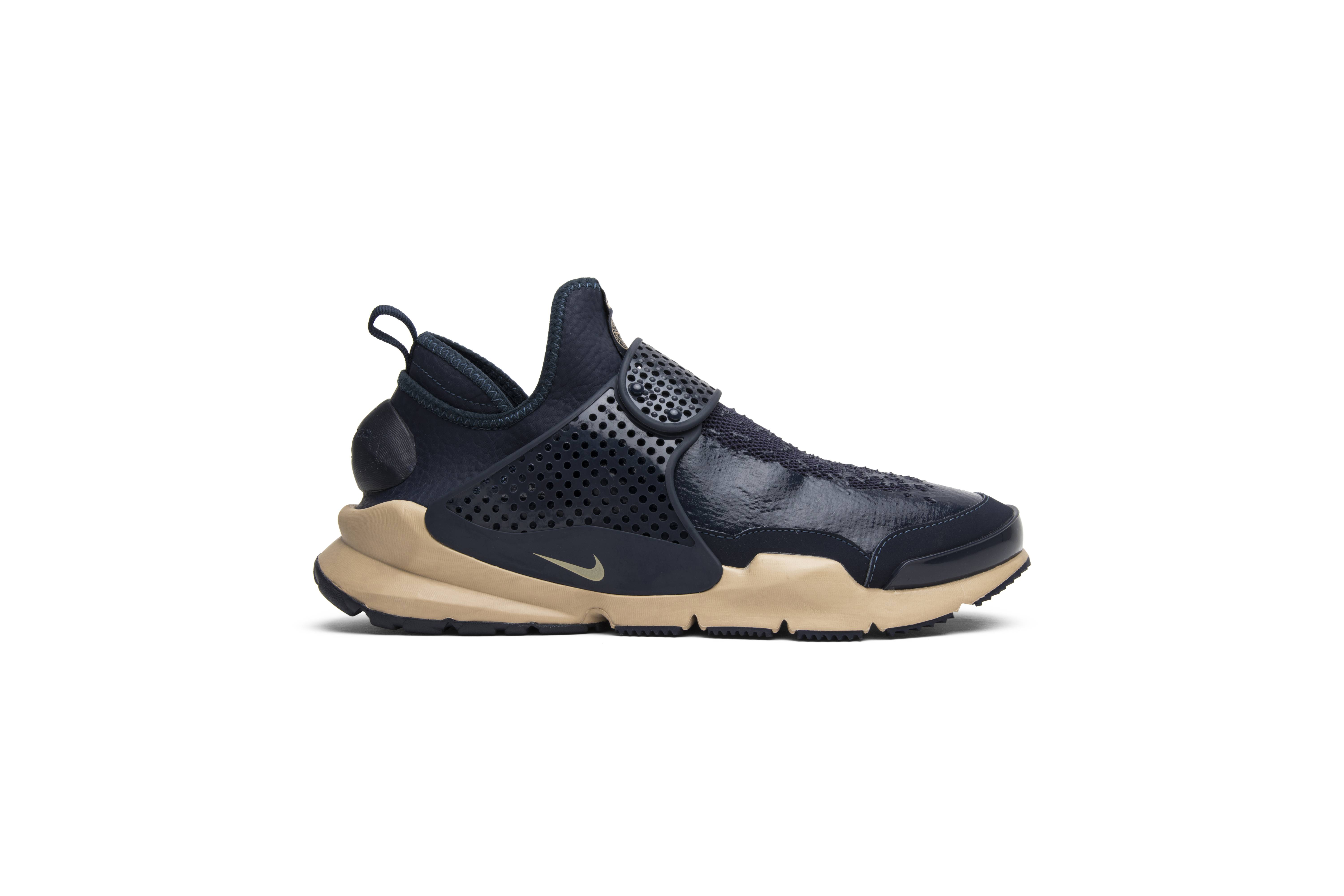 nikelab sock dart