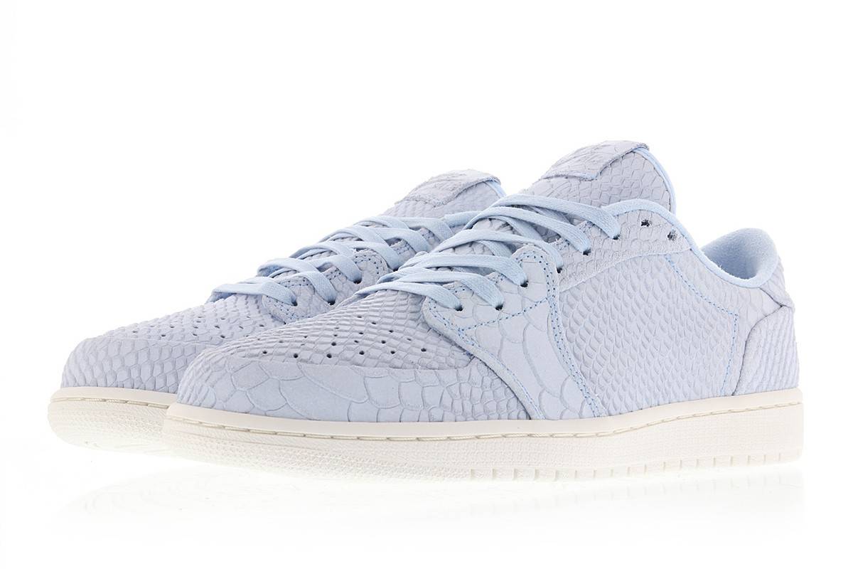 air jordan 1 low ice blue