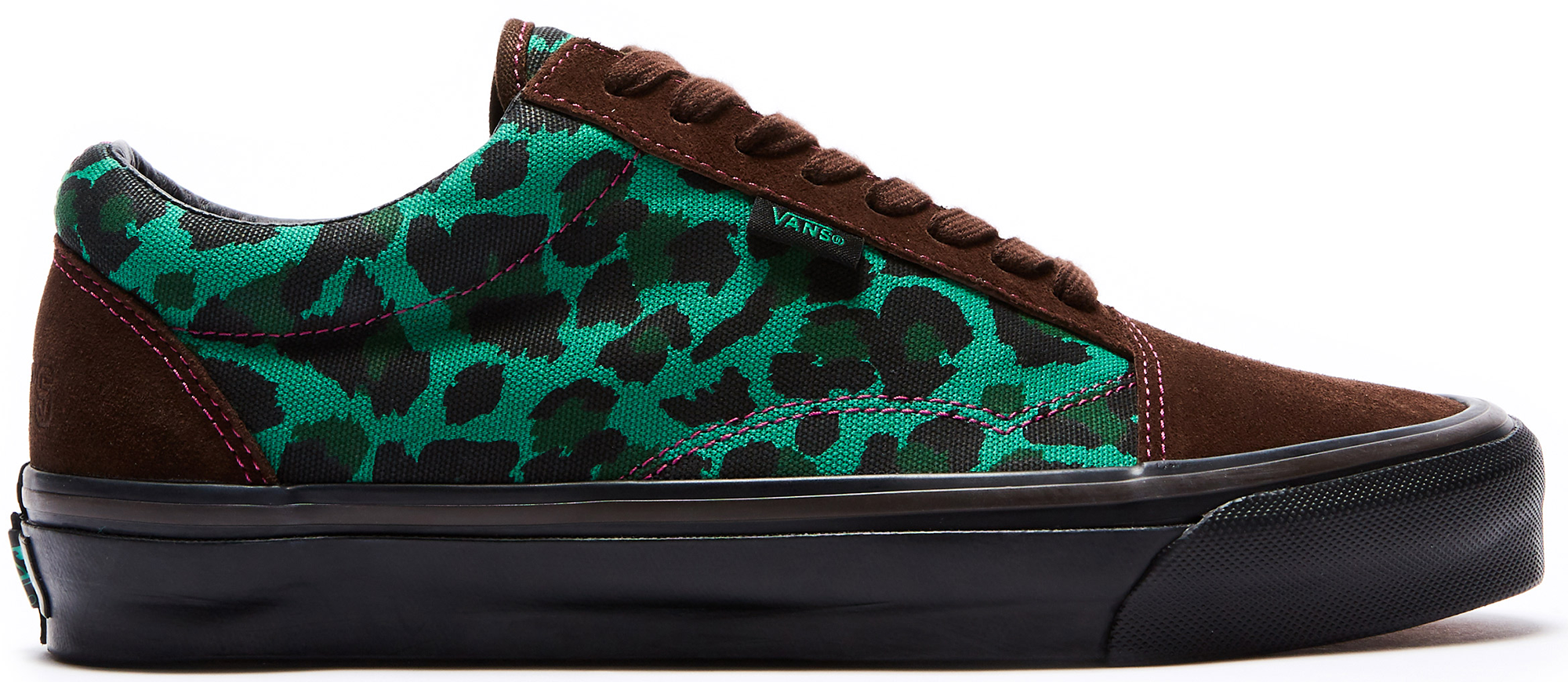 stray rats vans vault