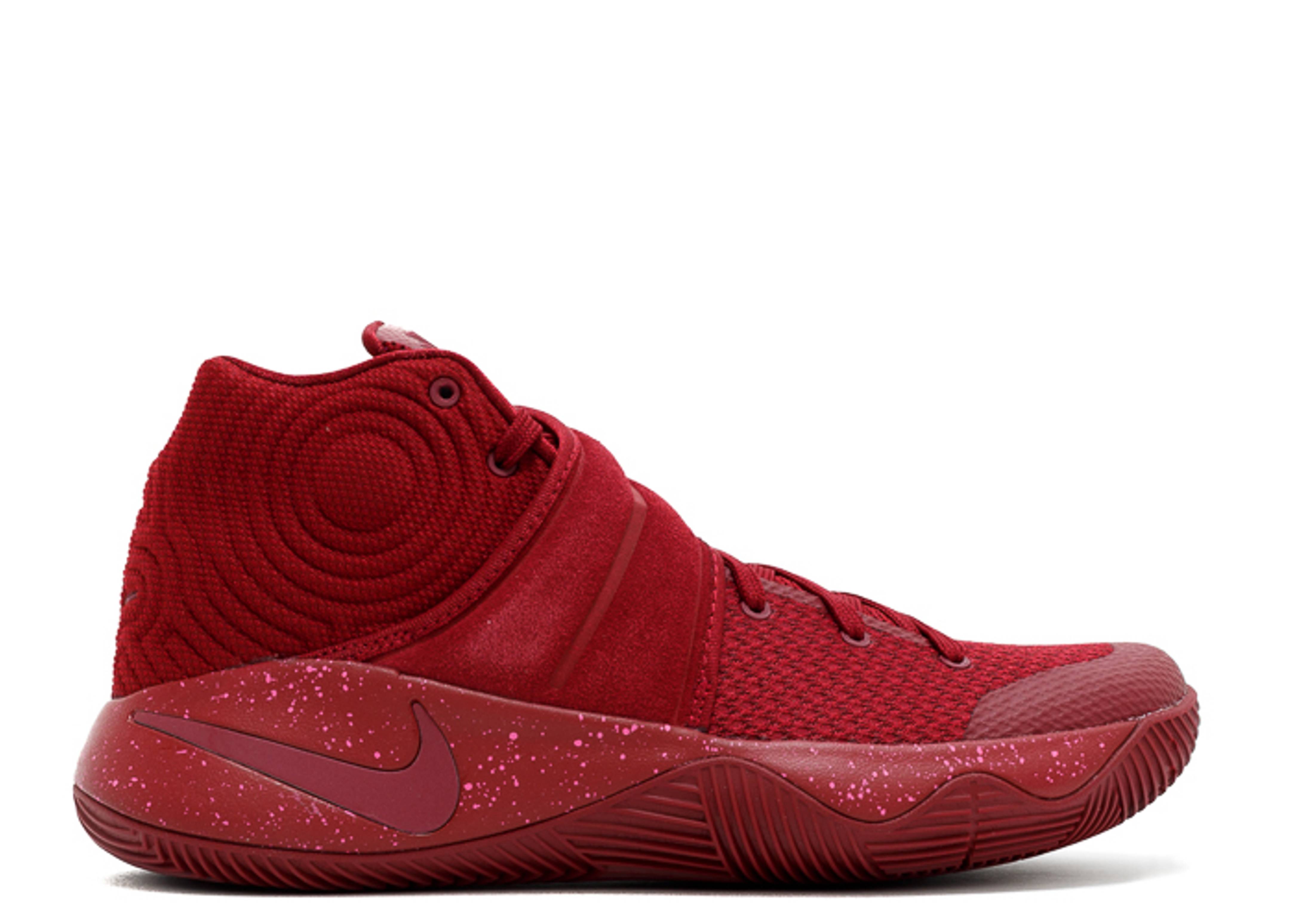 kyrie 2 flight club