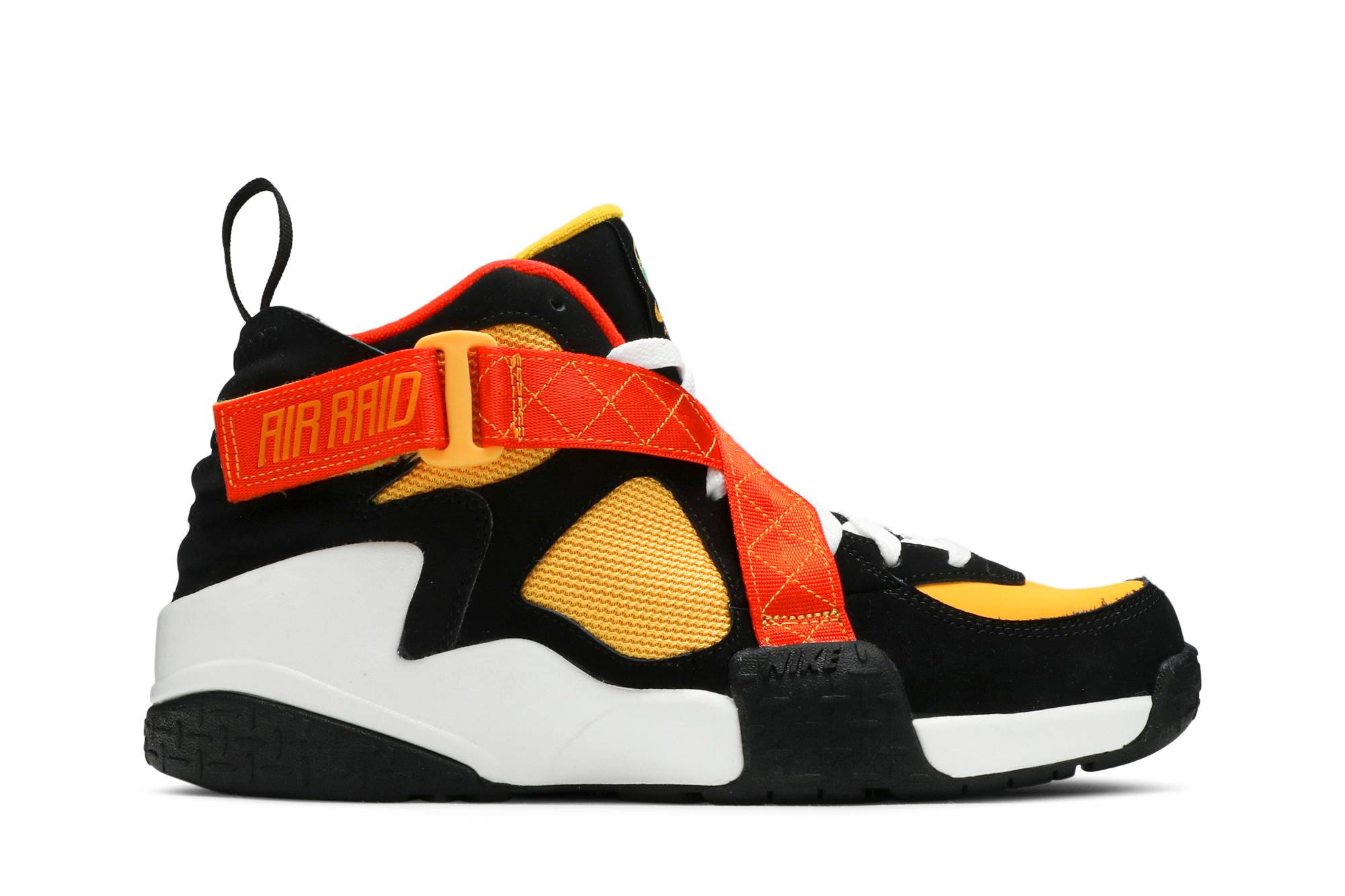 nike x roswell rayguns air raid basketball shoes