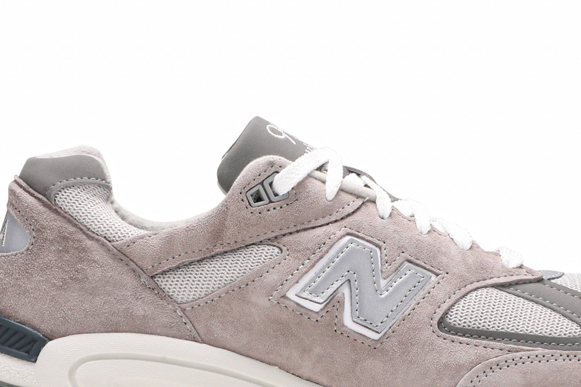 new balance 990v2 grey white