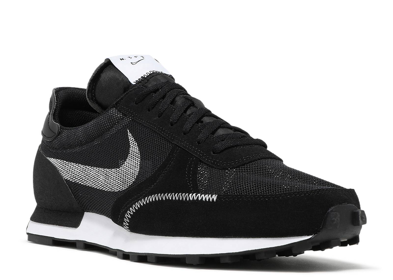 nike daybreak type black