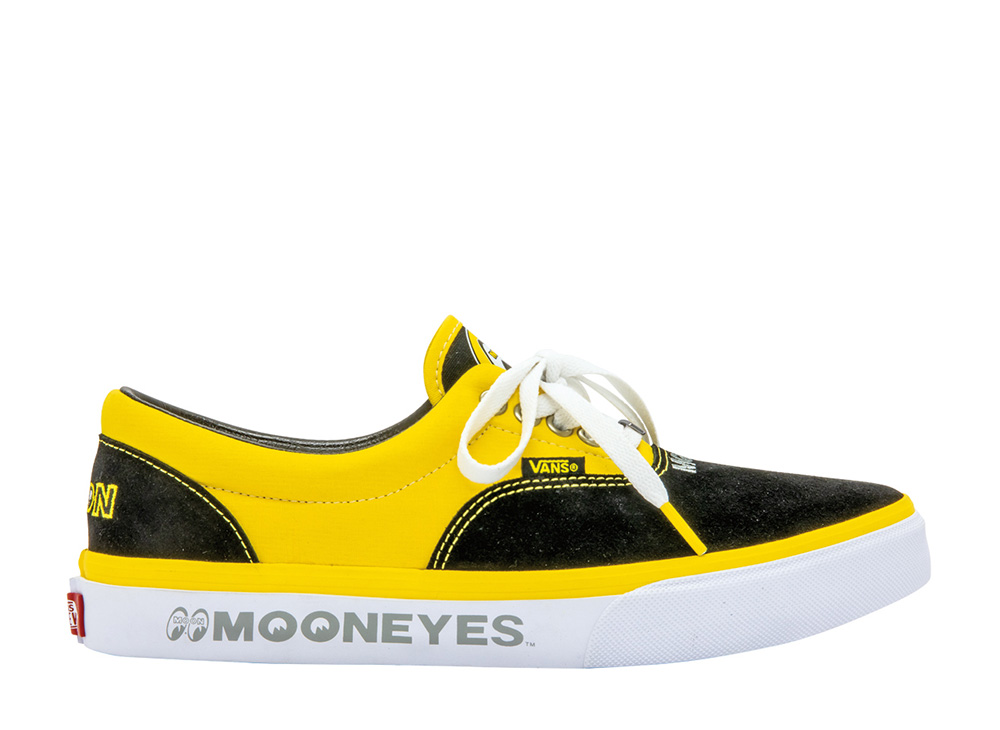 vans era mooneyes