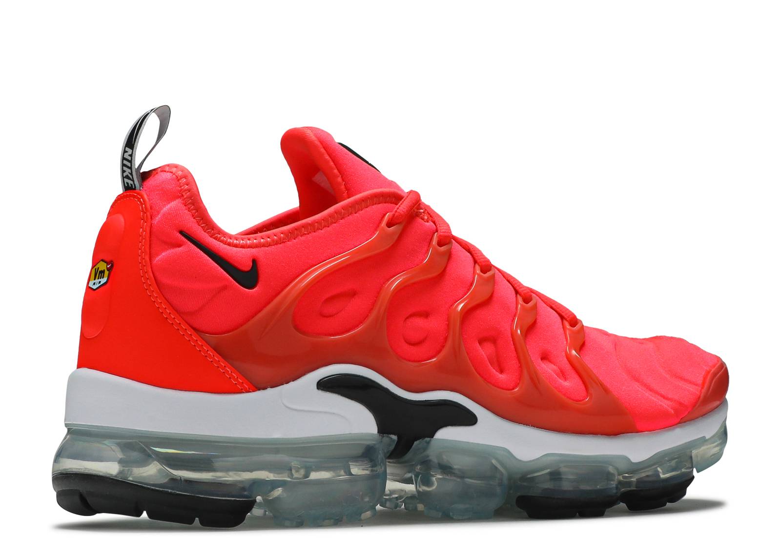 red and white air vapormax plus