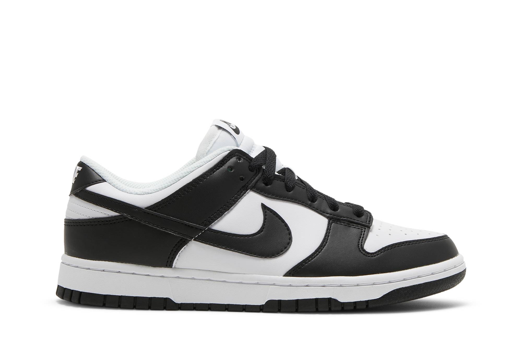 women's nike dunks black and white