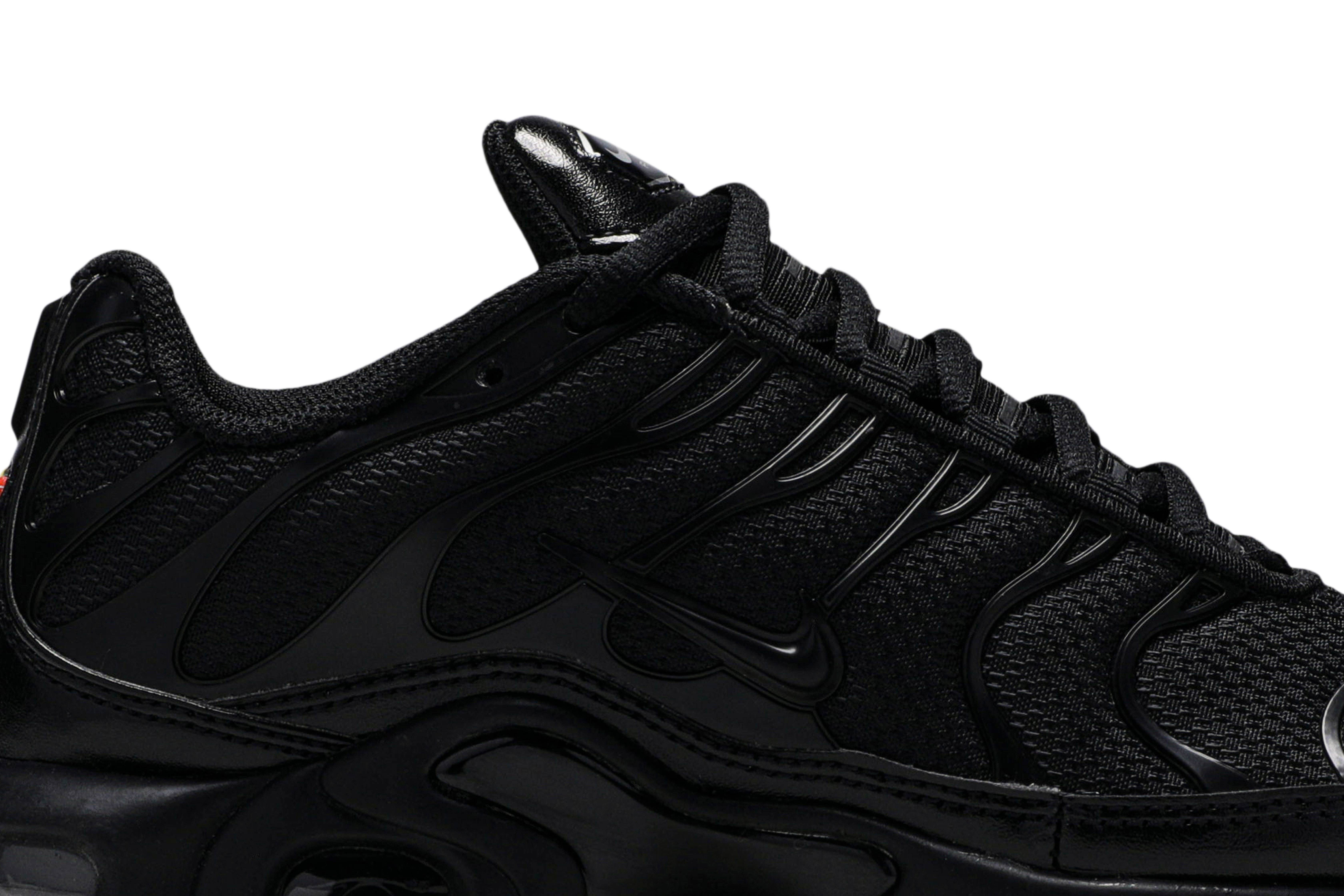 nike air max plus triple black mens