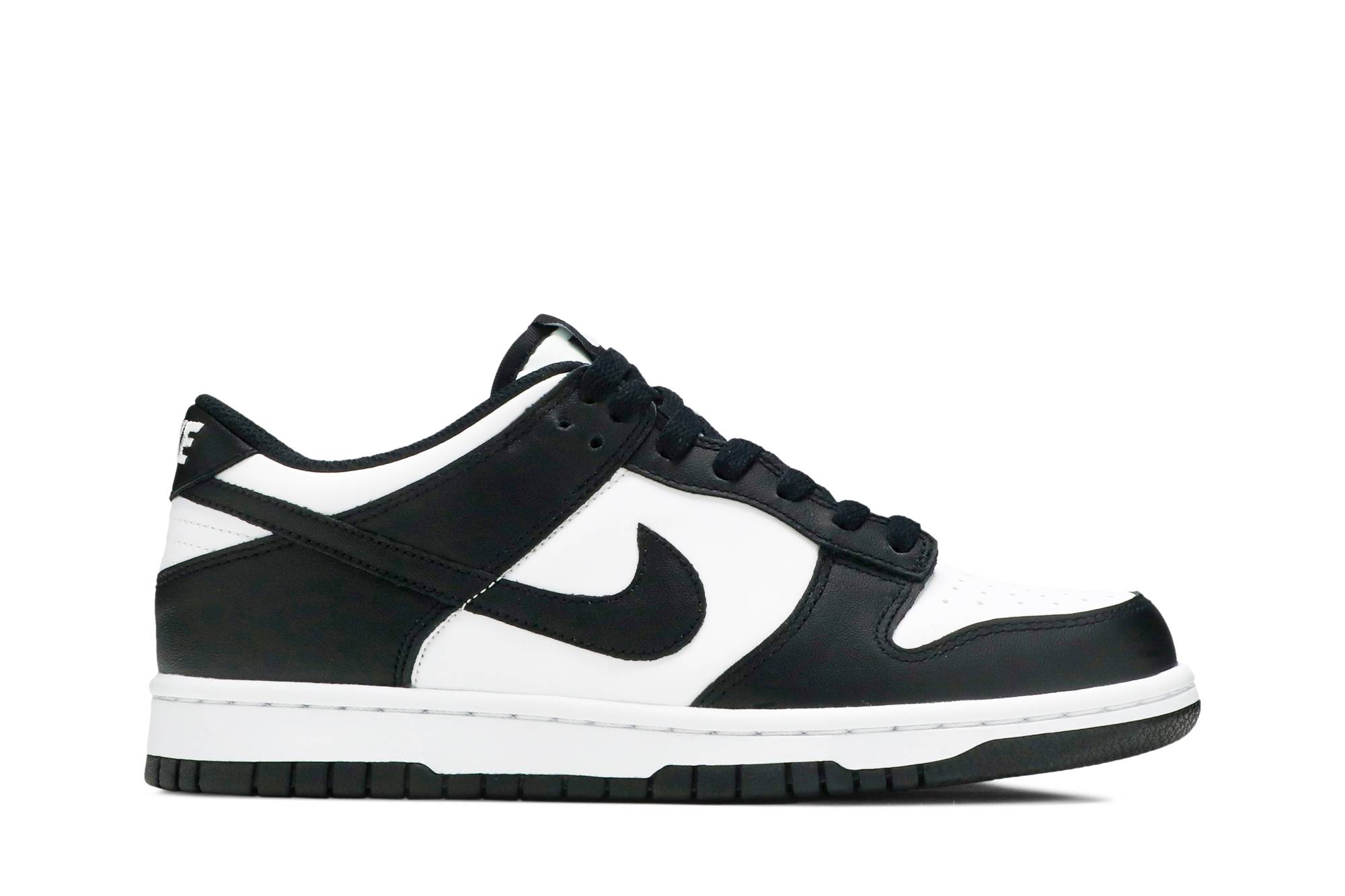 women's nike dunks black and white