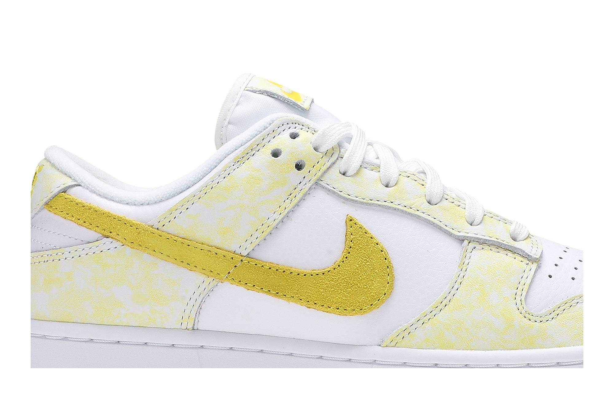 yellow strike dunks