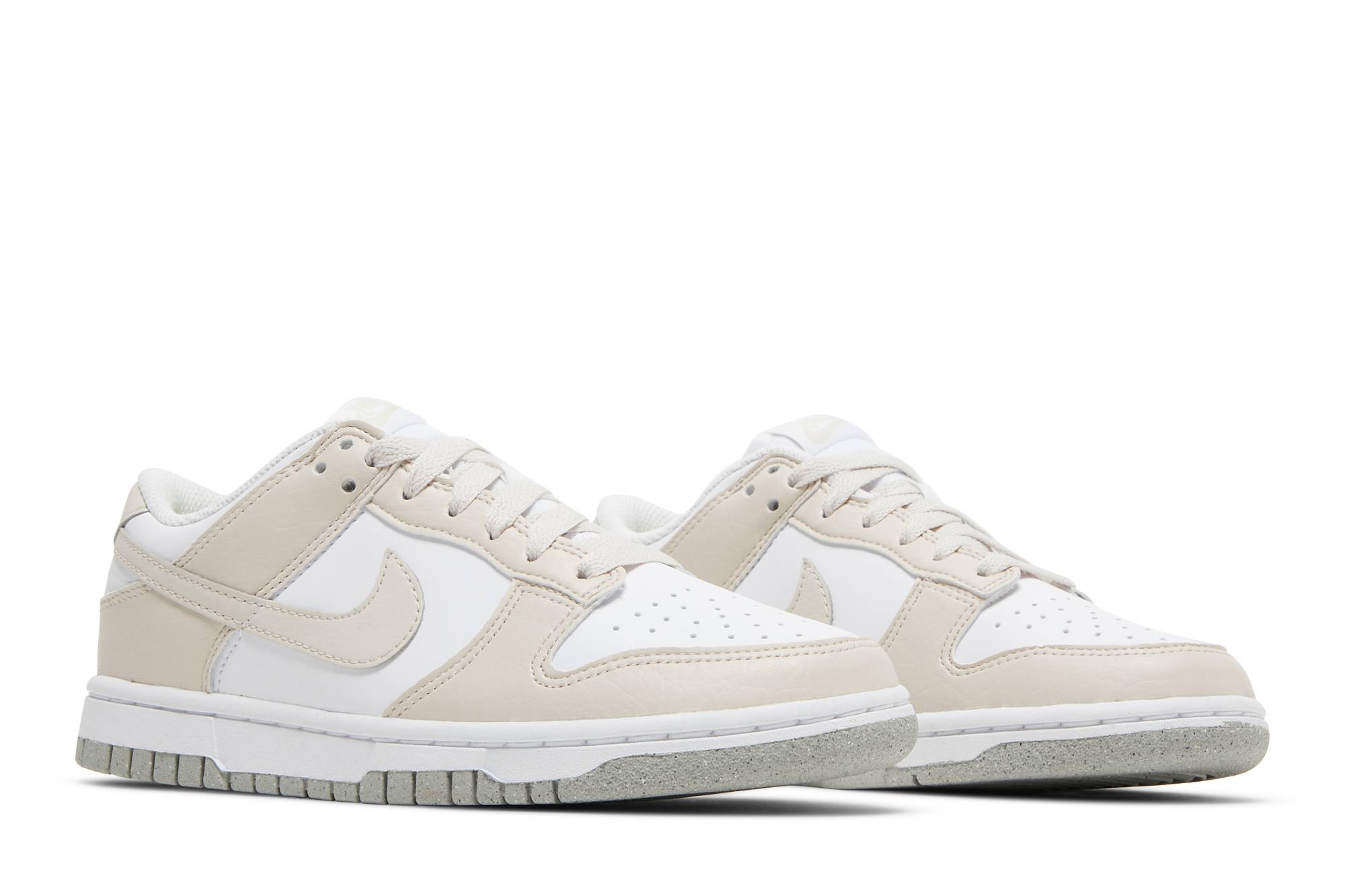 wmns dunk low next nature white cream dn1431 100