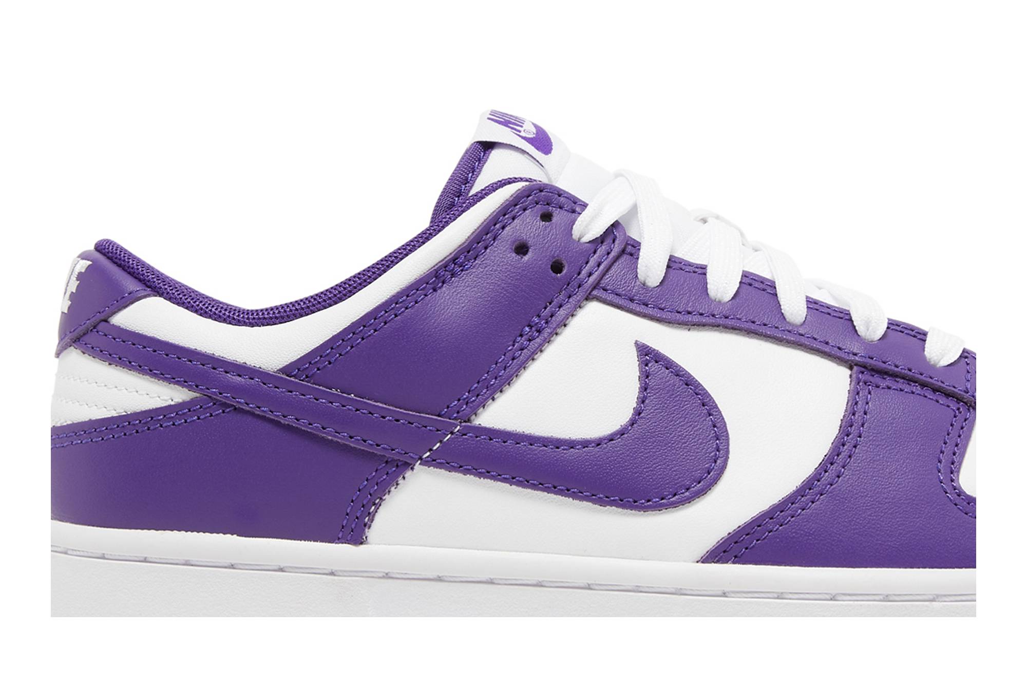 nike dunks purple and white